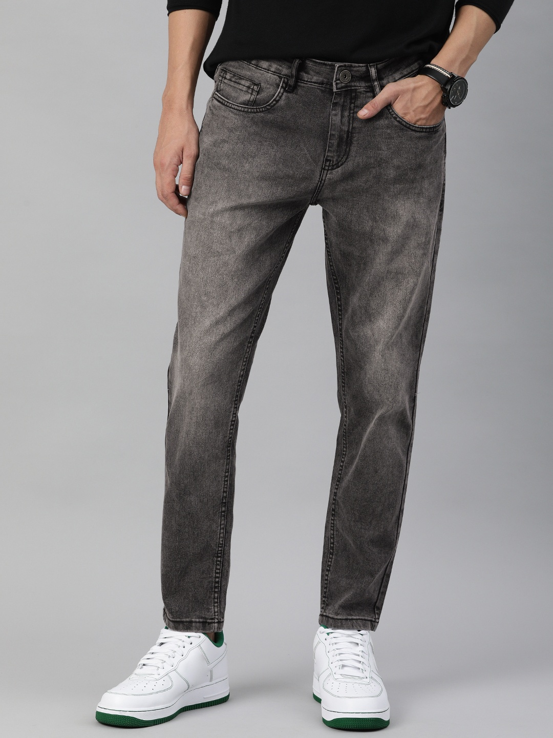 

Mast & Harbour Men Black Slim Fit Light Fade Stretchable Jeans