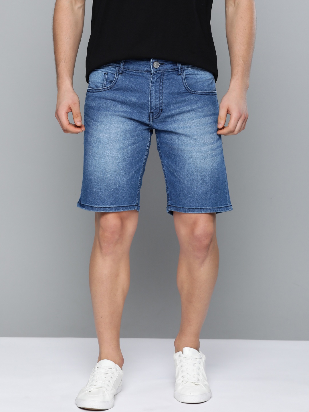 

Mast & Harbour Men Blue Washed Regular Fit Denim Shorts