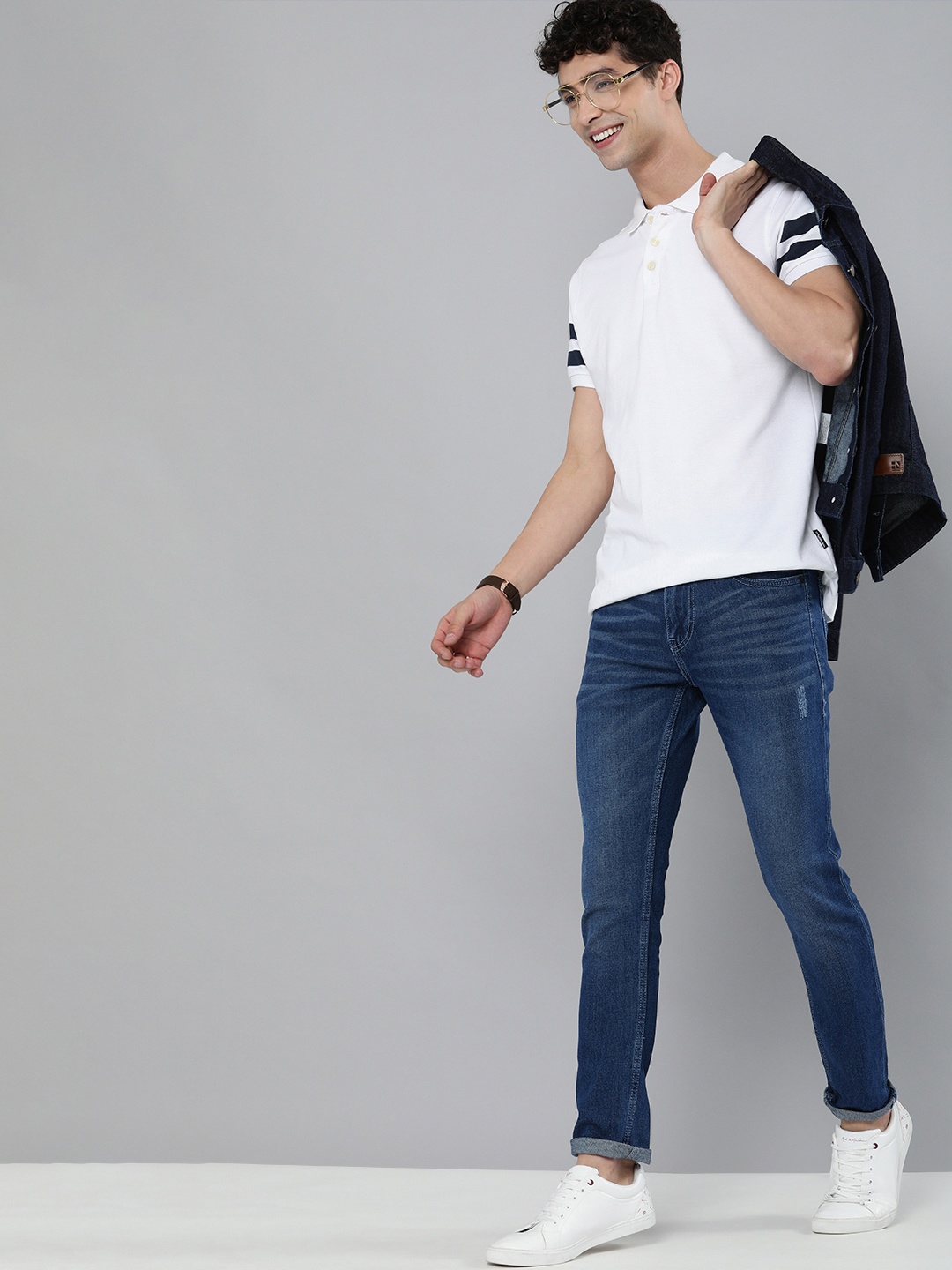 

Mast & Harbour Men Blue Skinny Fit Low Distress Light Fade Stretchable Jeans