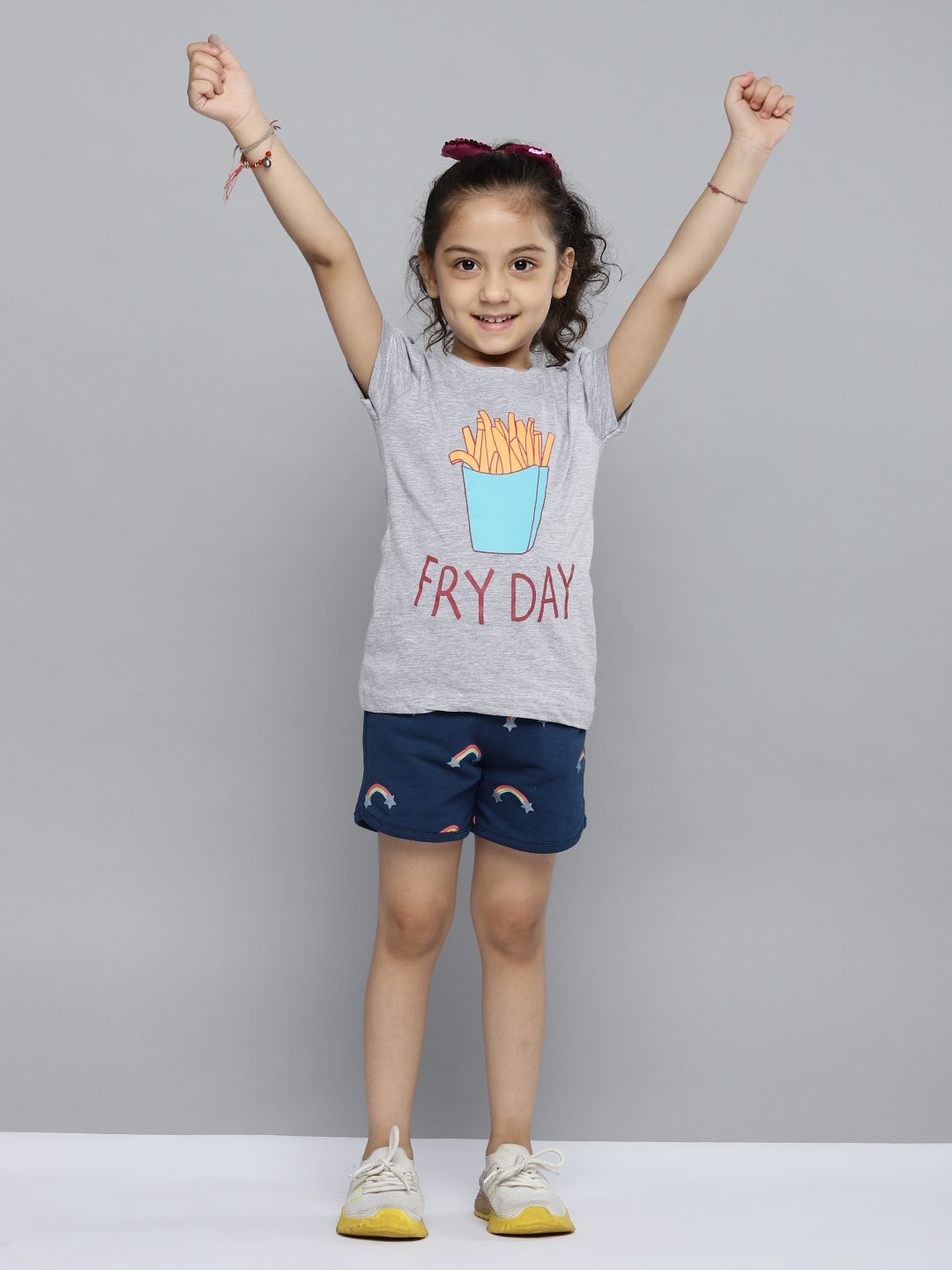 

YK Girls Grey Melange & Yellow French Fries Print T-shirt