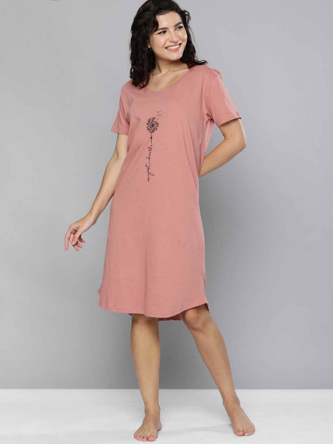 

HERE&NOW Pink Printed Nightdress
