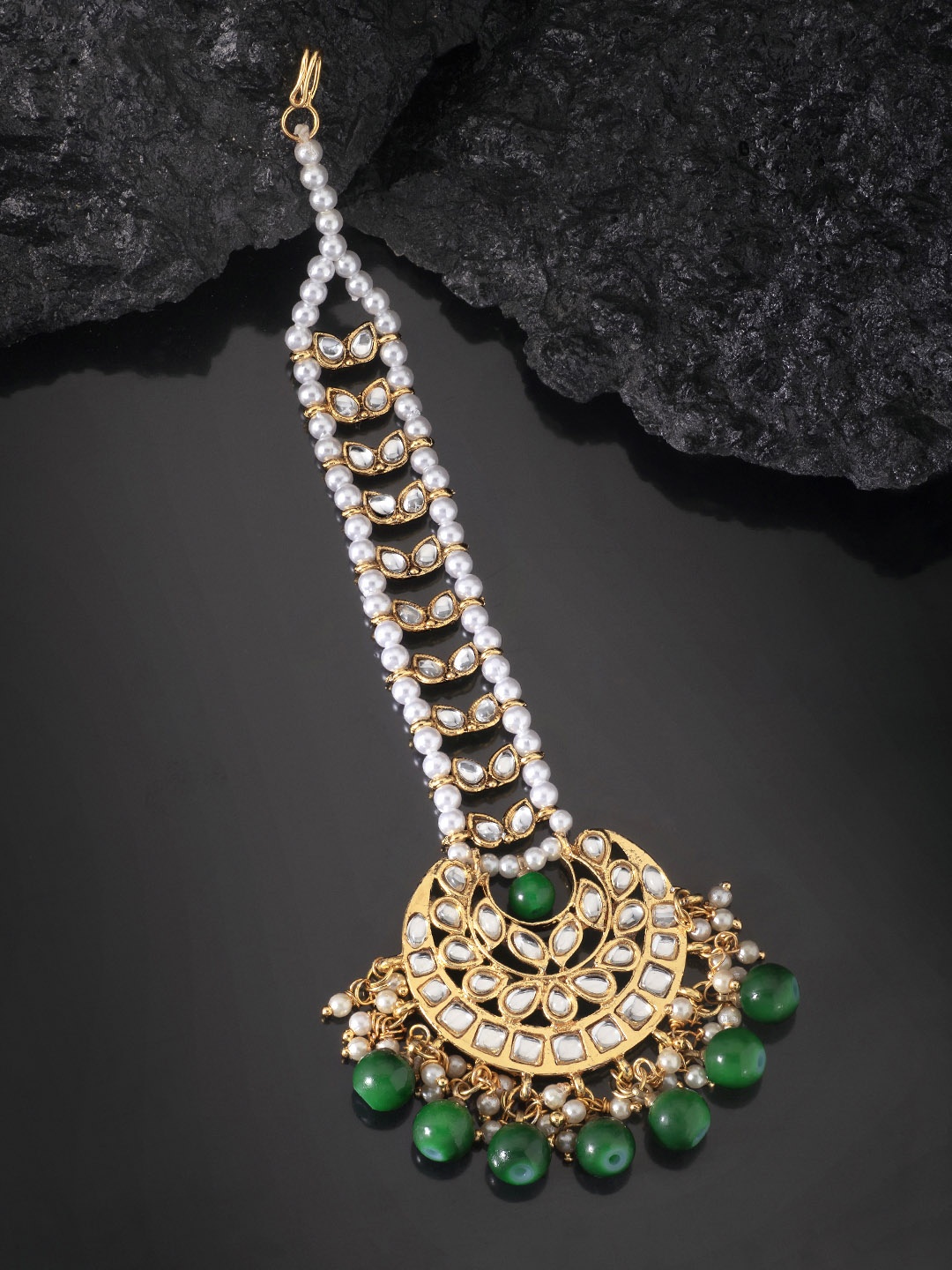 

Peora White & Green Gold-Plated Kundan Handcrafted Maang Tikka