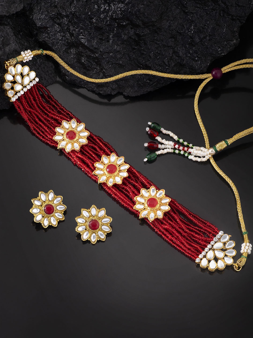 

Peora Red & Gold Plated Kundan Jewellery Set