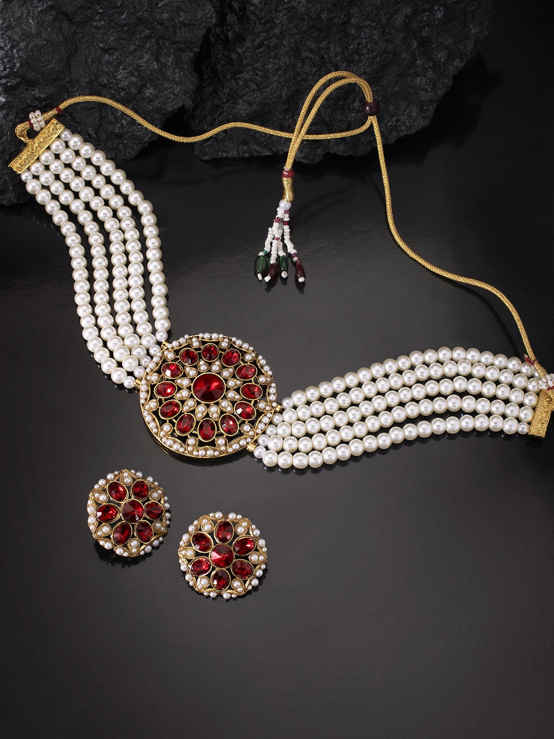 

Peora White & Maroon Gold Plated Embellished Handcrafted Jewellery Set