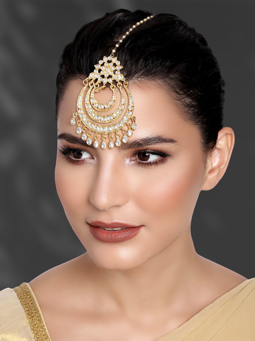 

Peora Gold Plated Kundan & Pearl Maang Tikka, White