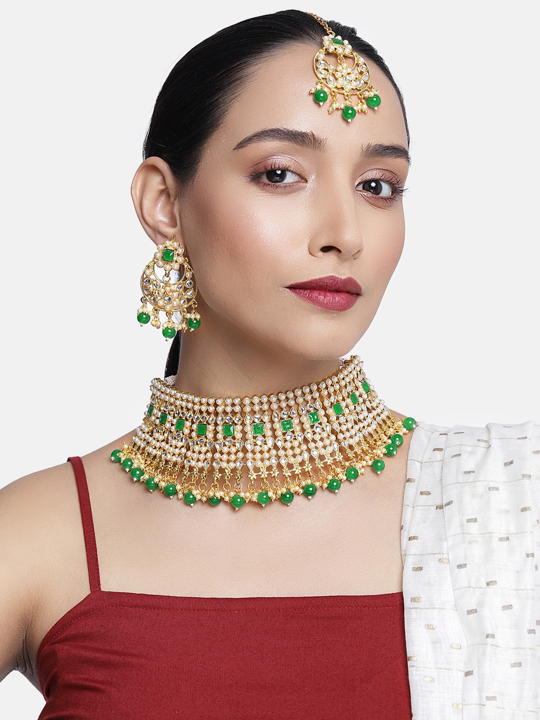 

Peora Gold-Plated & Green Rani Padmavati Kundan Faux Pearl Jewellery Set