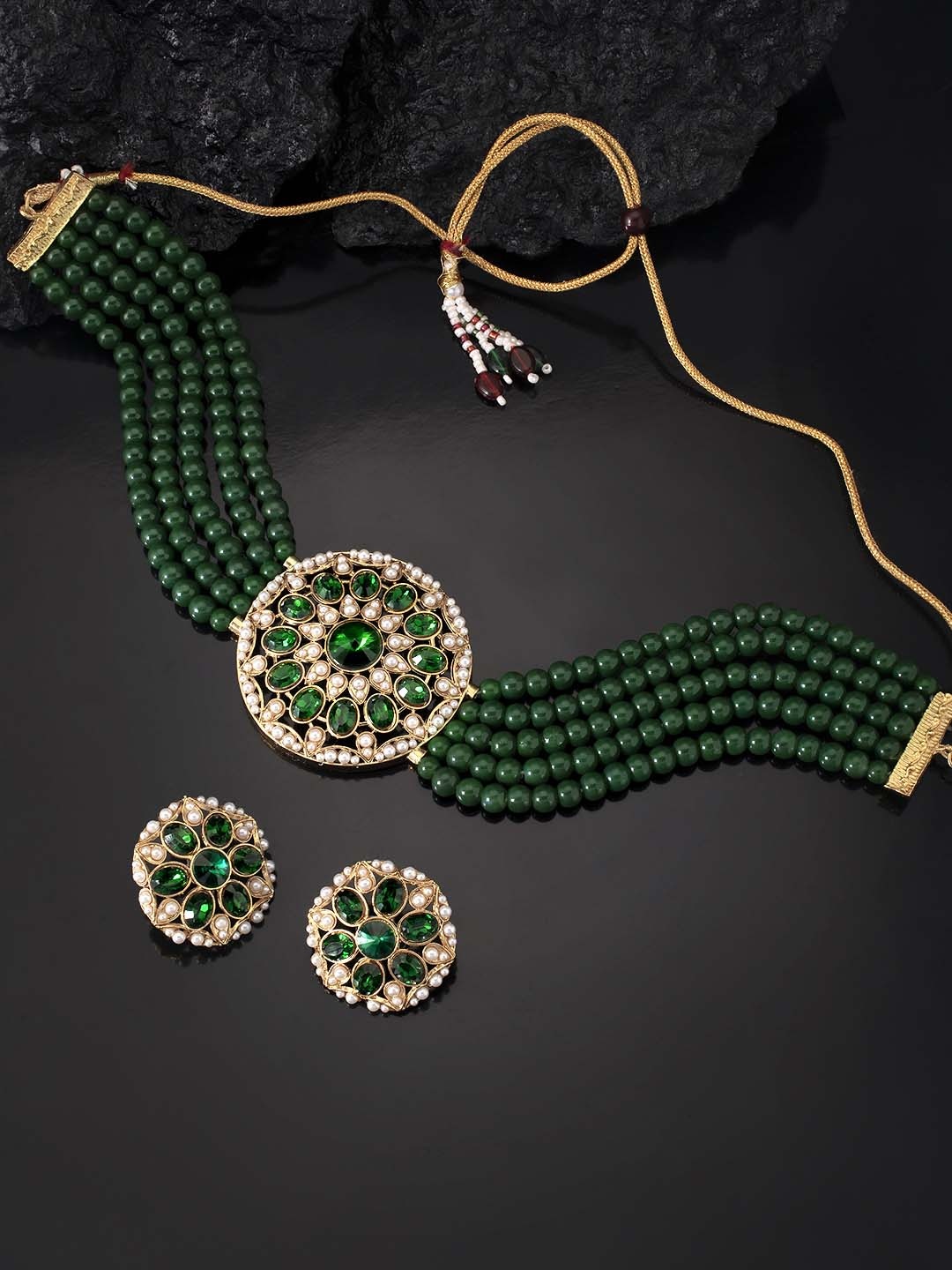 

Peora Green & White Gold-Plated Beaded Handcrafted Jewellery Set
