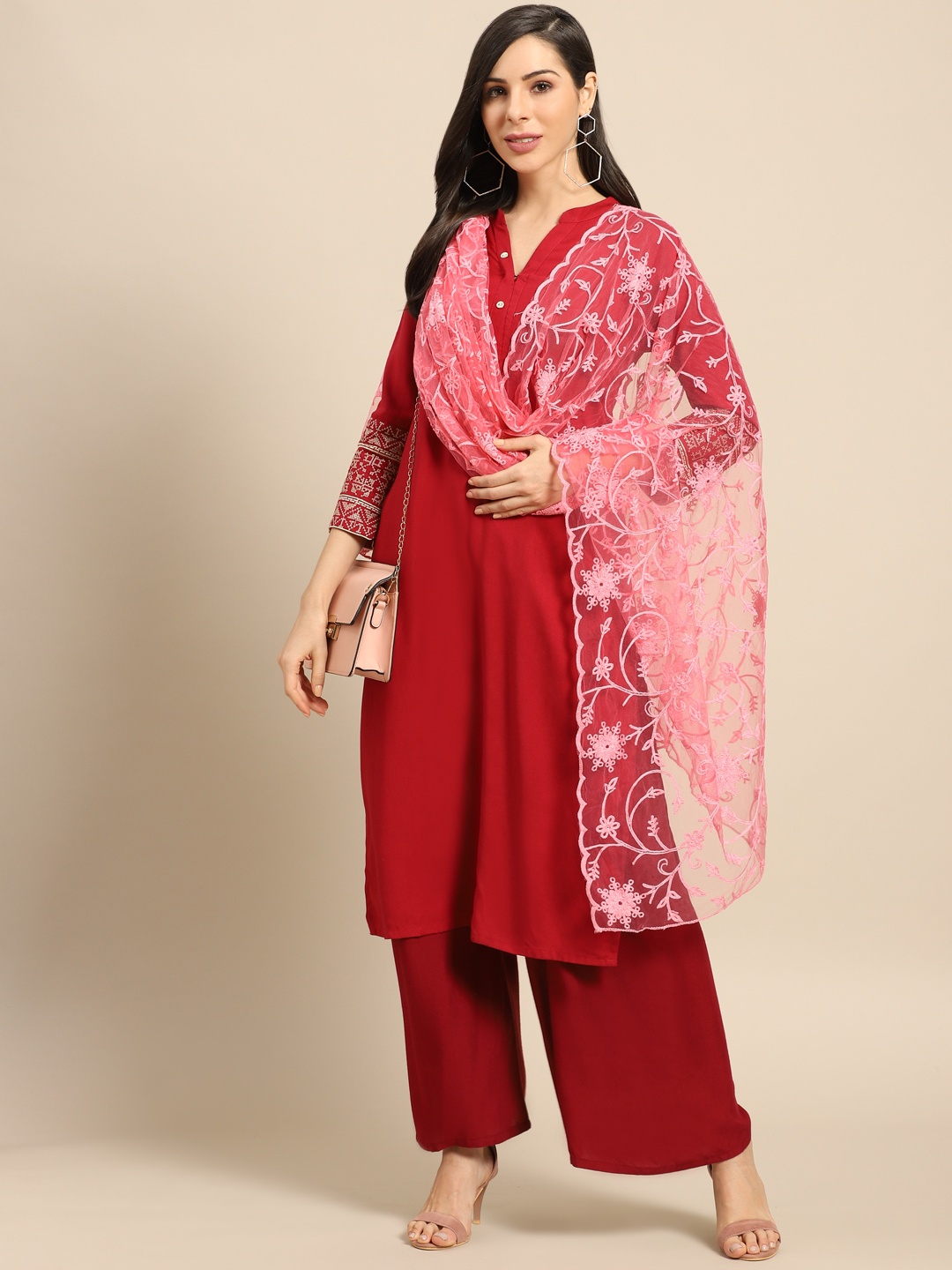 

Saadgi Pink Aari Embroidered Dupatta