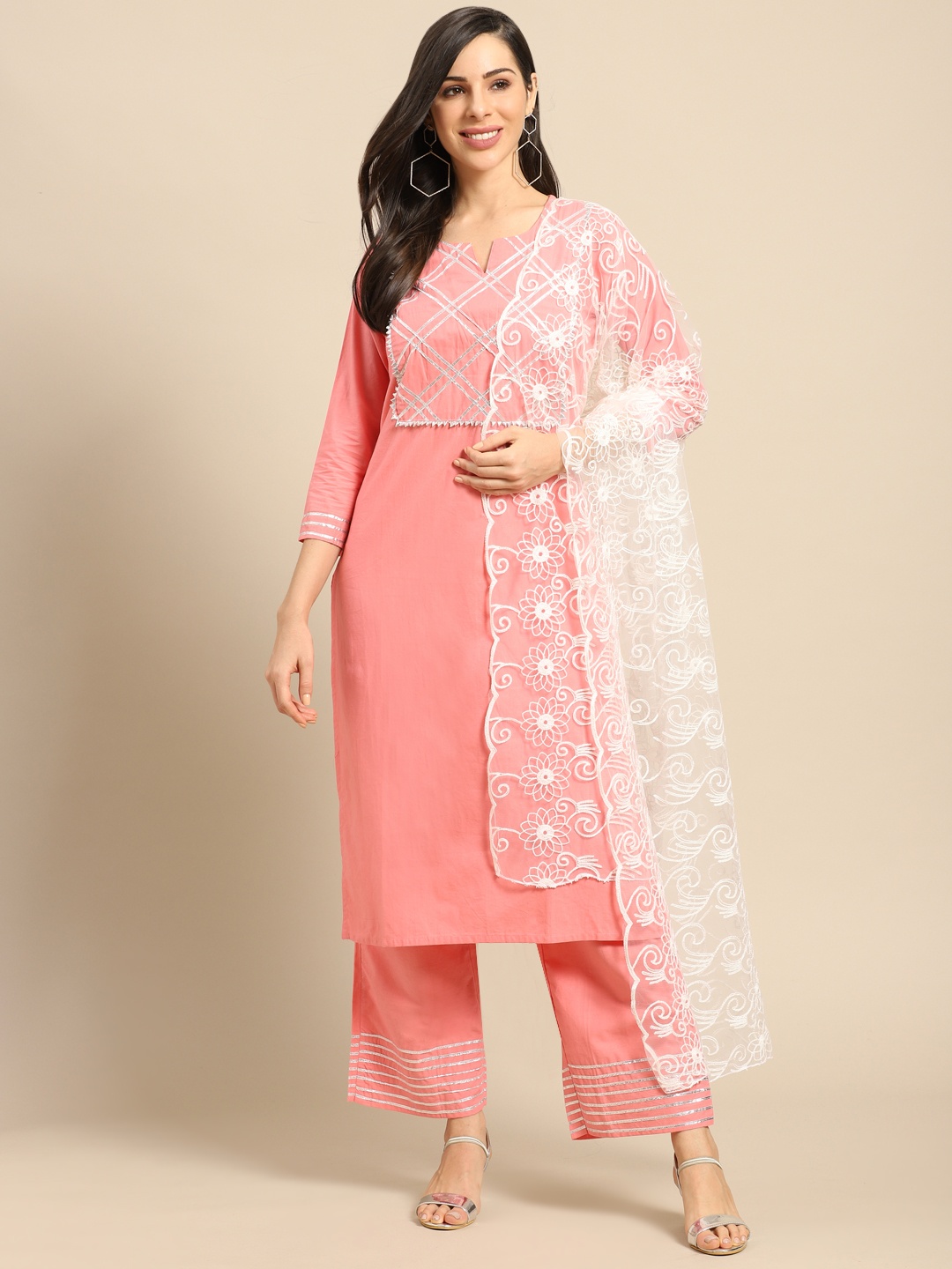 

Saadgi White Aari Embroidered Dupatta