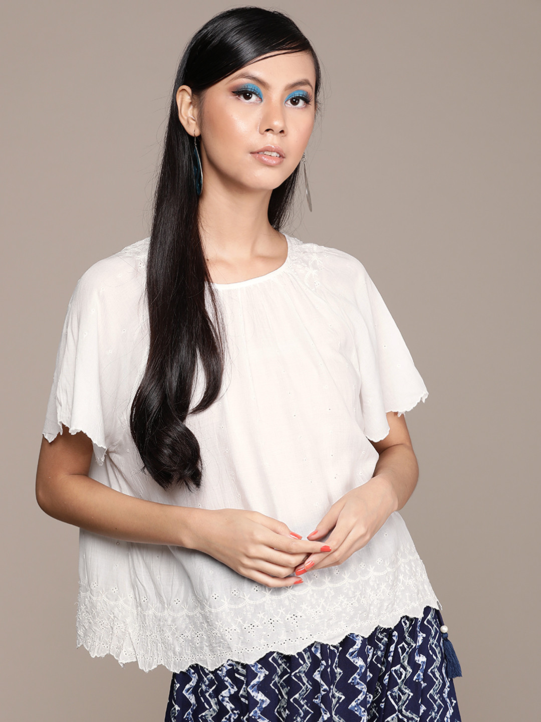 

Label Ritu Kumar White Schiffli Embroidered Boxy Top