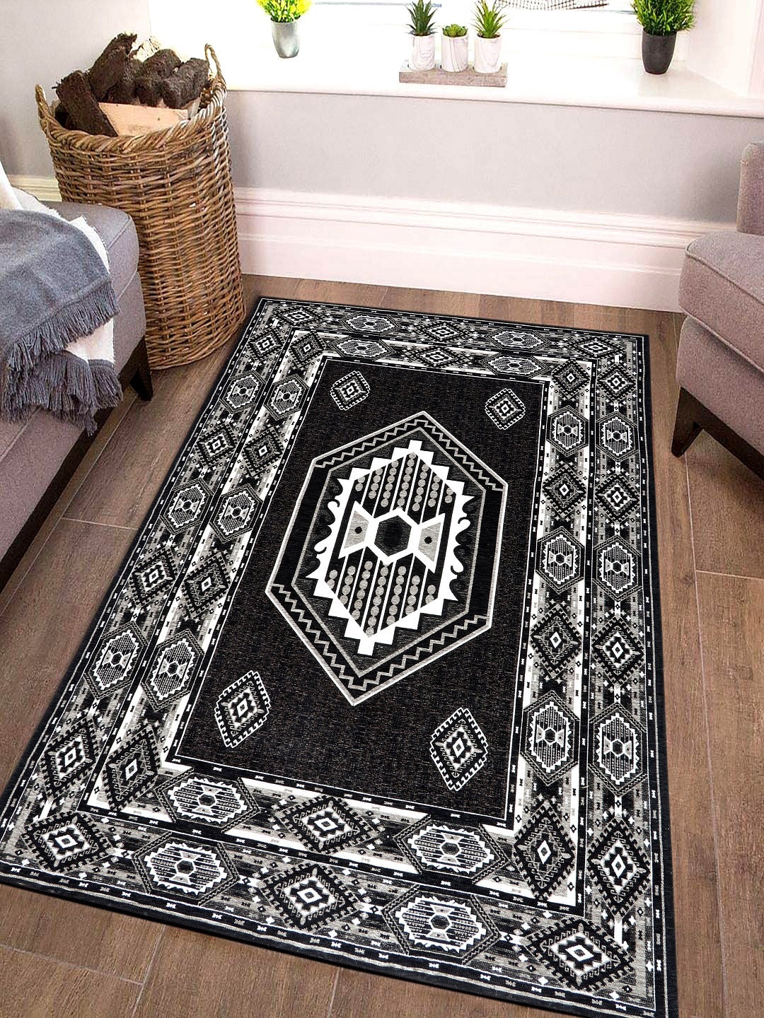 

BELLA TRUE Black & White Ethnic Motif Printed Anti-Skid Carpet