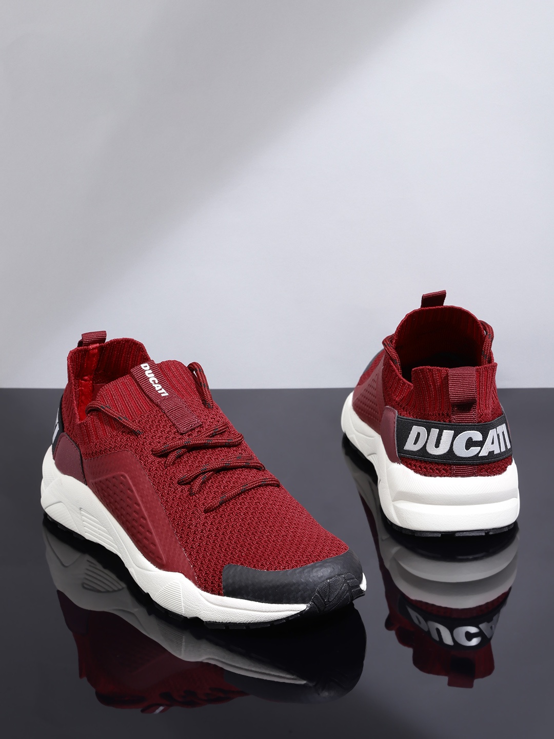 

Ducati Men Maroon Woven Design Sneakers