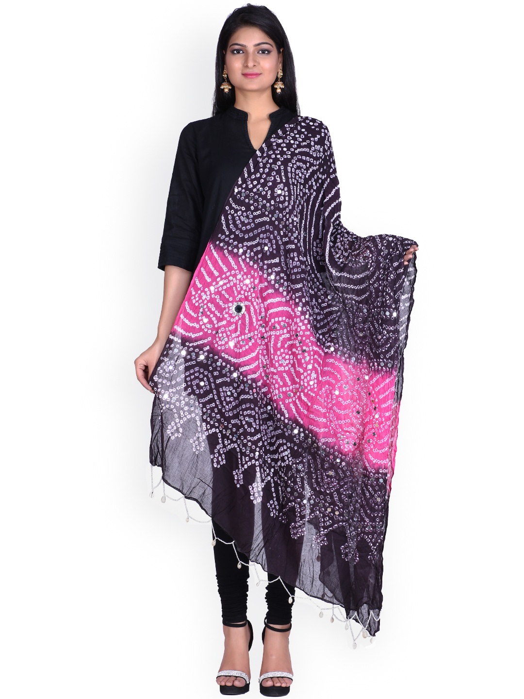 

SOUNDARYA Black & Pink Bandhani Print Dupatta