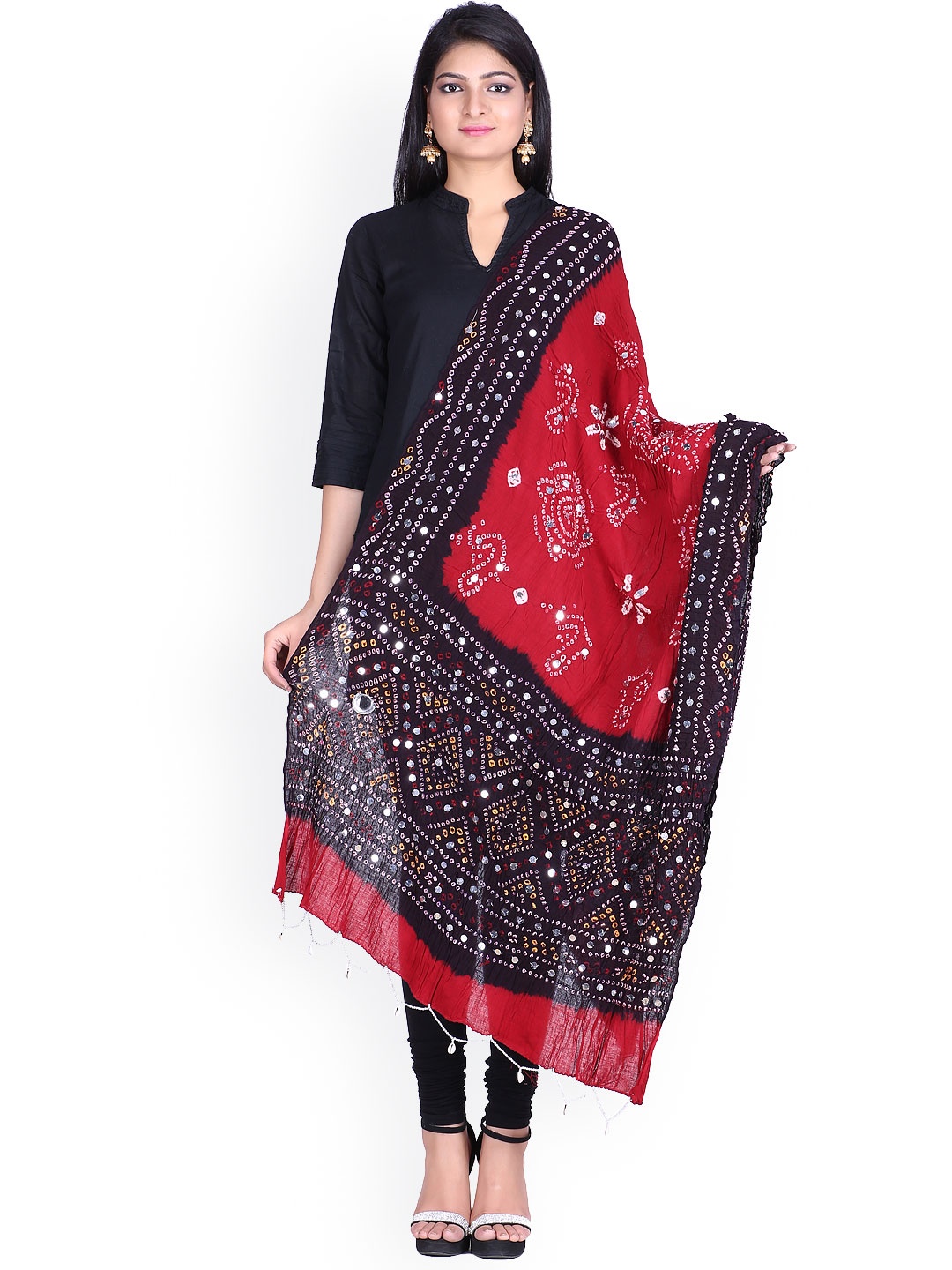 

SOUNDARYA Red & Black Bandhani Print Dupatta