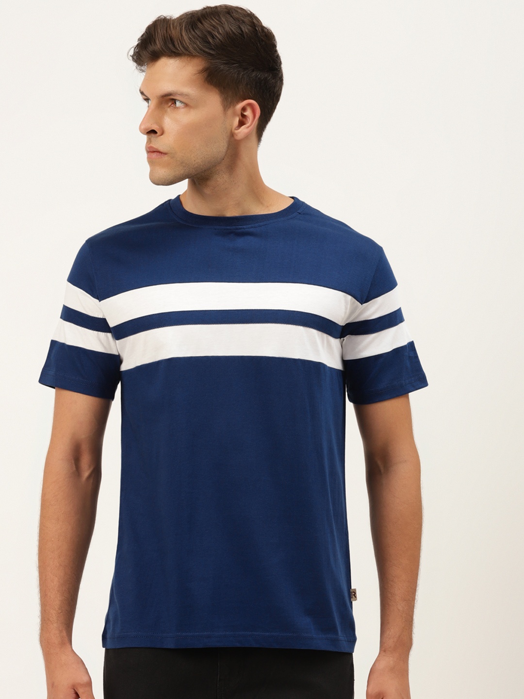 

Rodzen Men Blue & White Striped Cotton Round Neck T-shirt