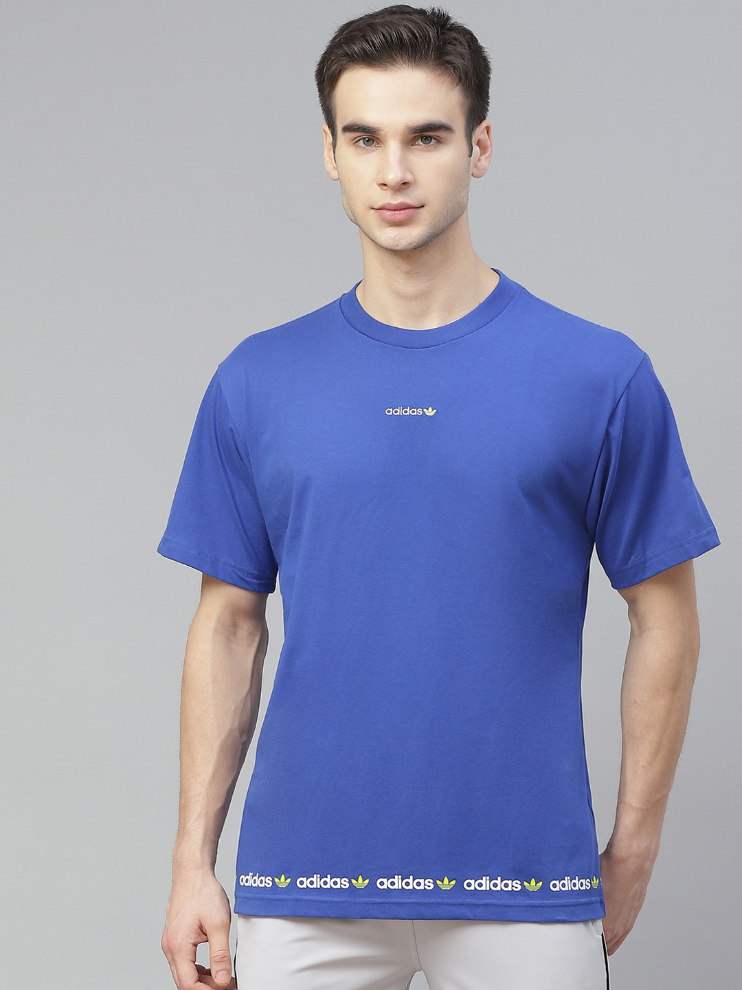 

ADIDAS Originals Men Blue Linear Logo Repeat Cotton Solid Round Neck Pure Cotton Sustainable T-shirt
