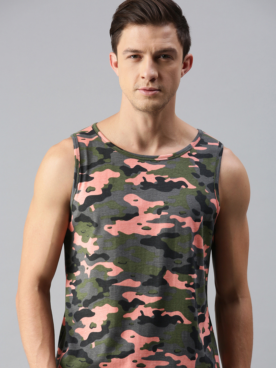 

Urbano Fashion Men Green Coral Orange Camouflage Printed Slim Fit Pure Cotton T-shirt