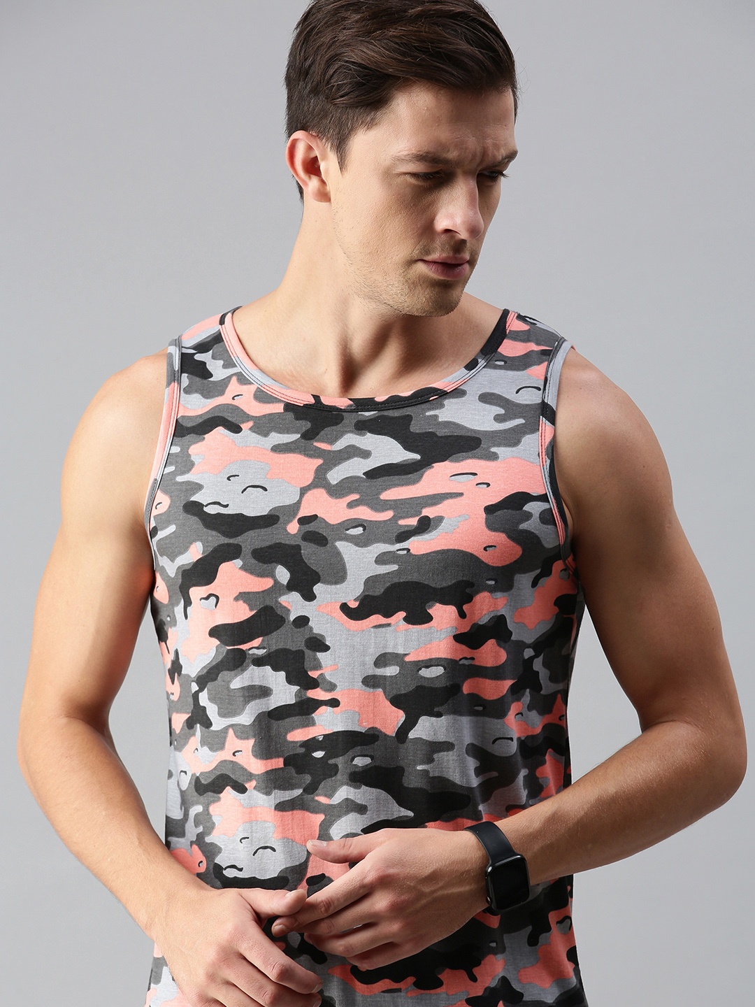 

Urbano Fashion Men Grey Coral Orange Camouflage Printed Slim Fit Pure Cotton T-shirt