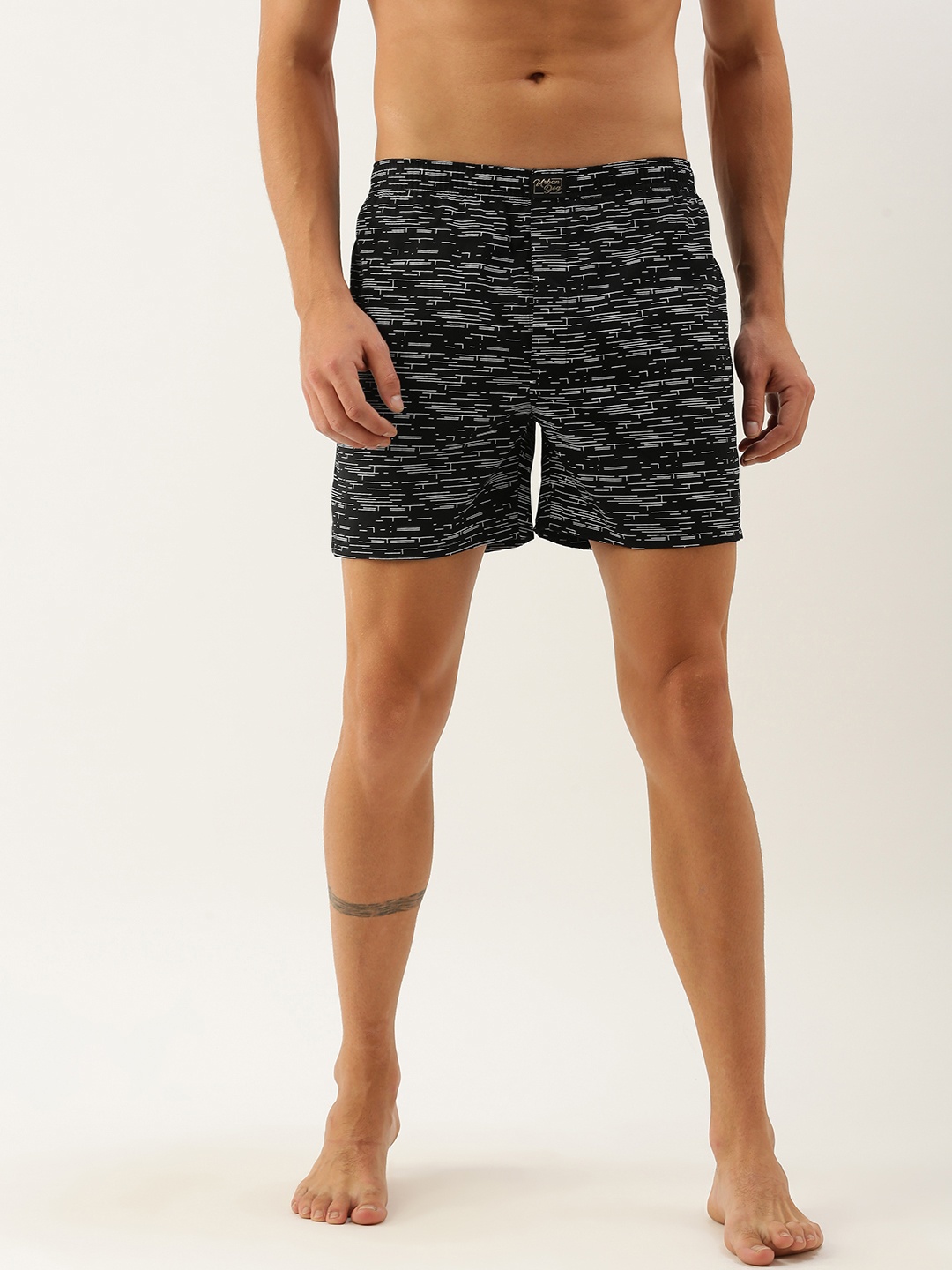 

Urban Dog Men Black Striped Boxers