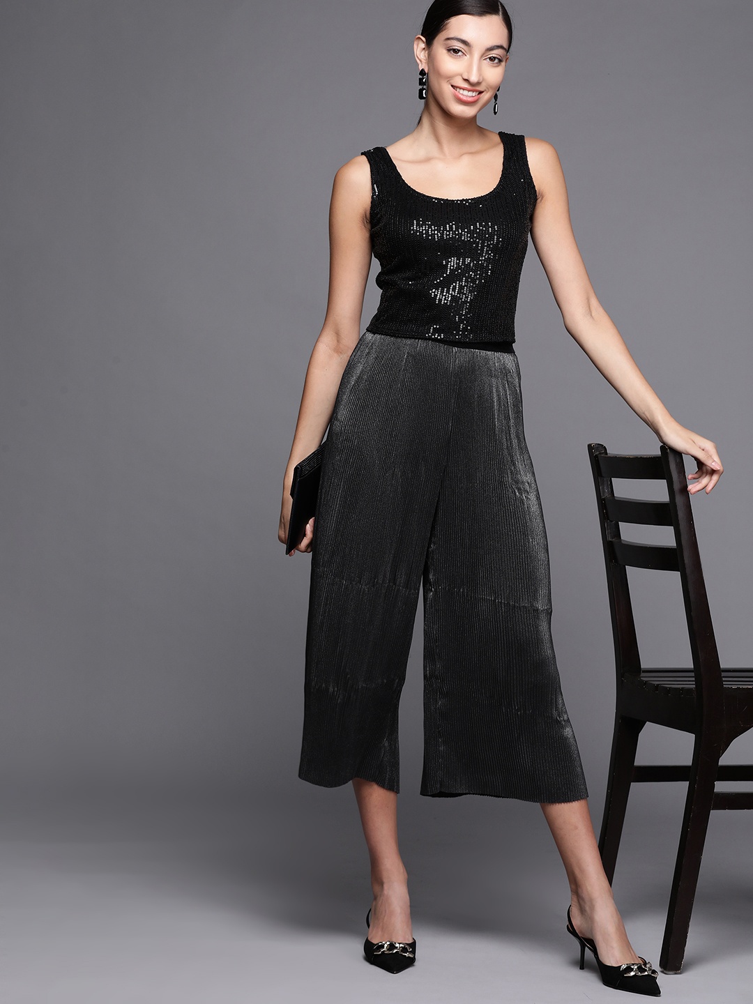 

Inddus Black Sequinned Crop Top