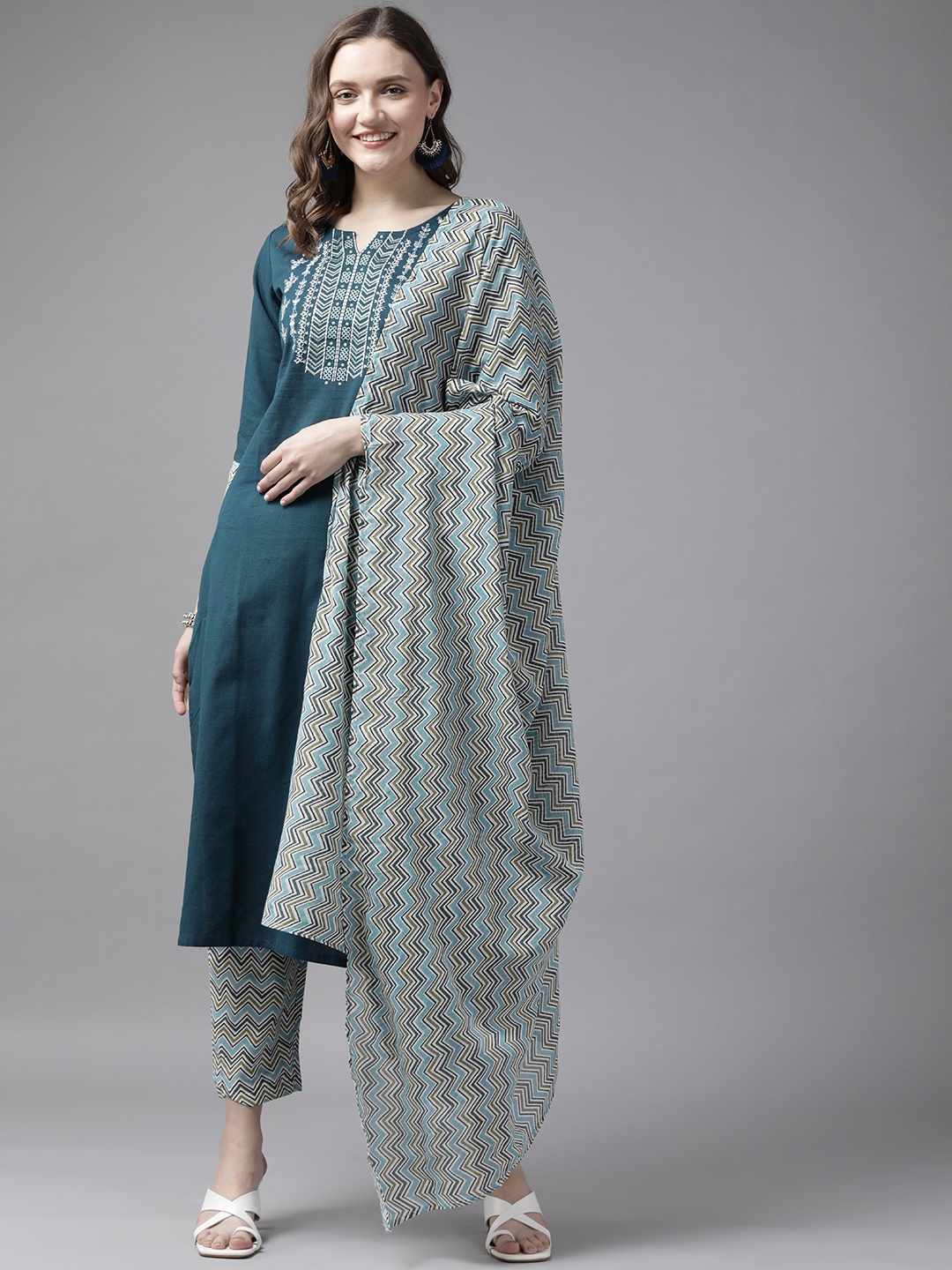 

Yufta Women Teal Green Embroidered Yoke Design Pure Cotton Kurta with Trousers & Dupatta