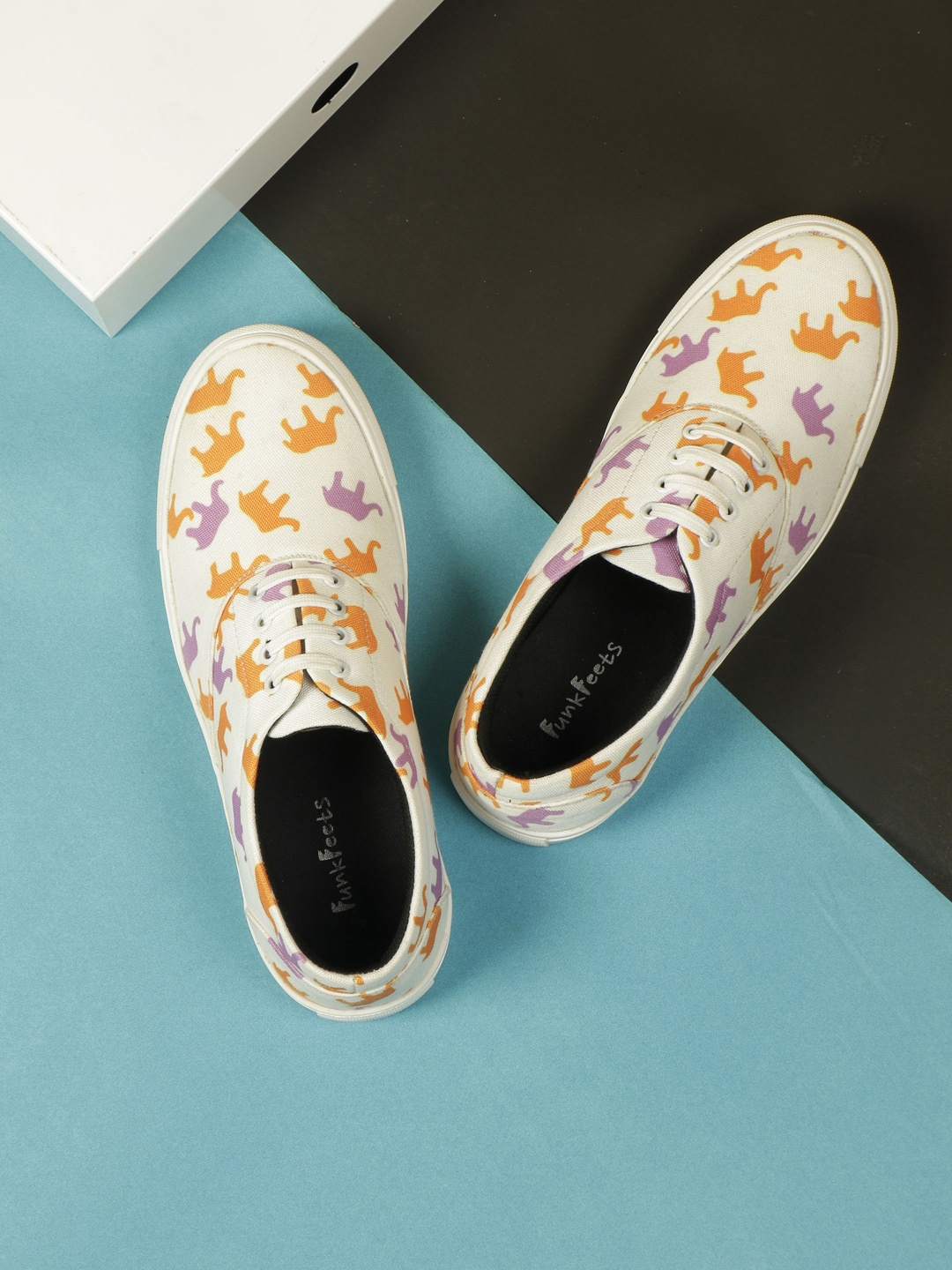 

FF FUNKFEETS Unisex White & Orange Elephant Print Sneakers