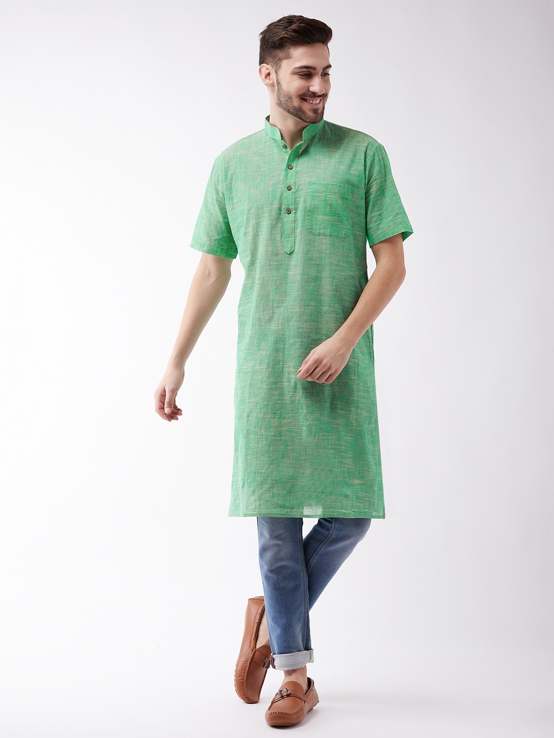 

VASTRAMAY Men Green Cotton Handloom Kurta