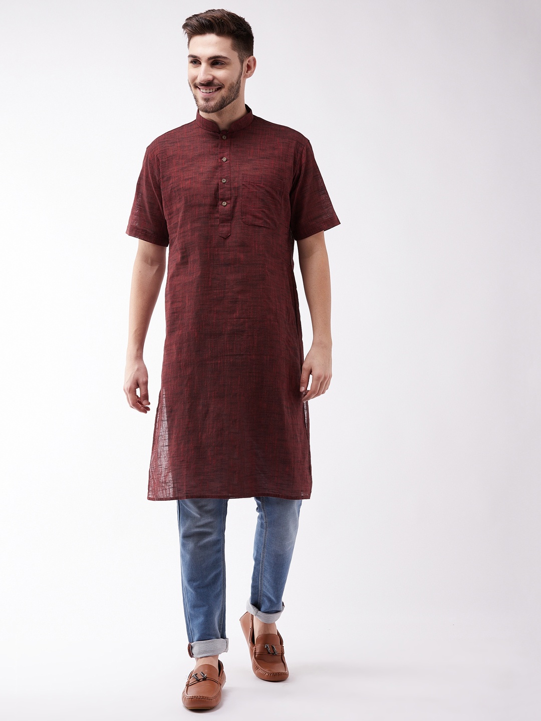 

VASTRAMAY Men Maroon Handloom Cotton Kurta