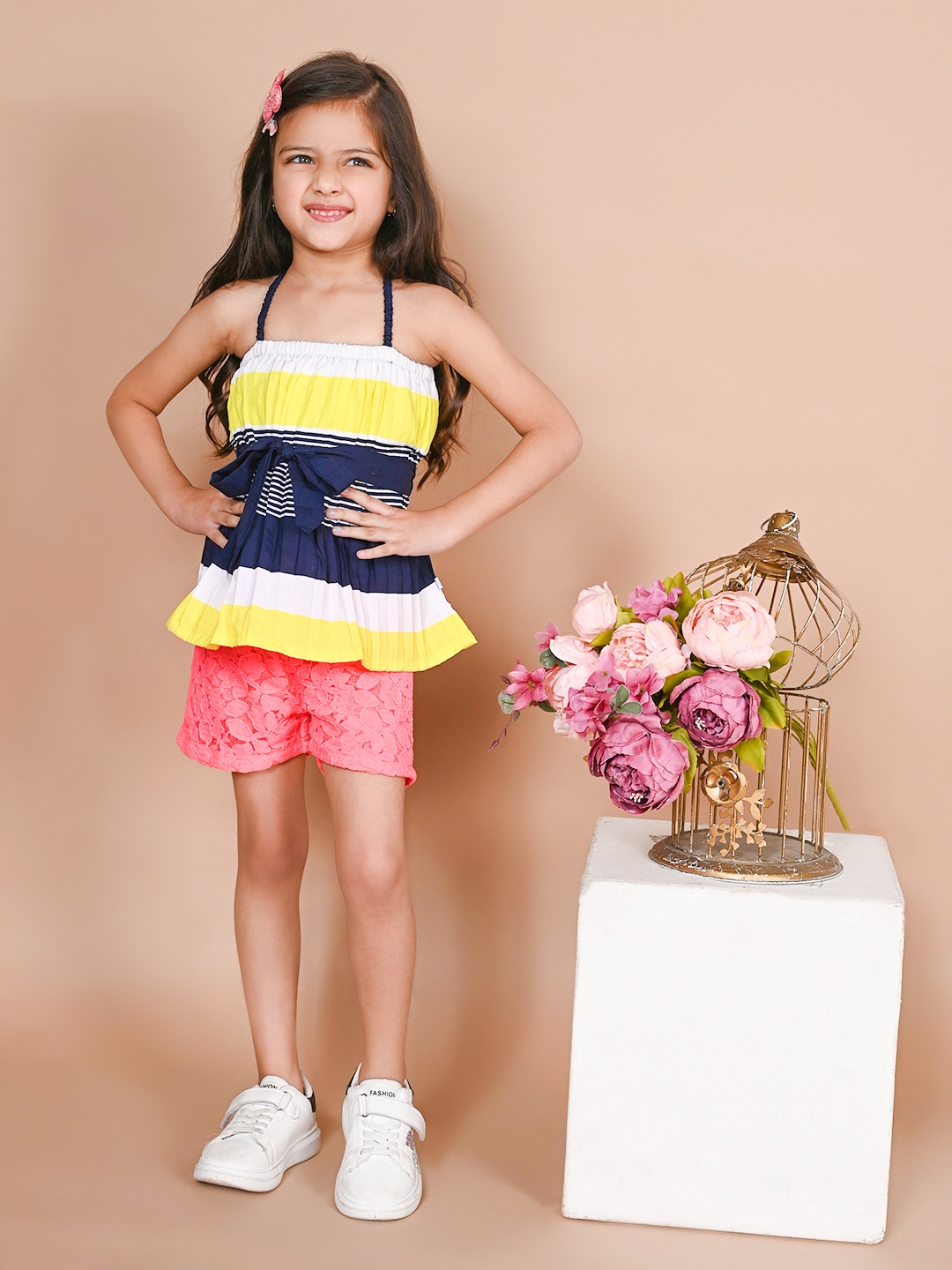 

LilPicks Girls Navy Blue & Pink Colourblocked Top with Shorts