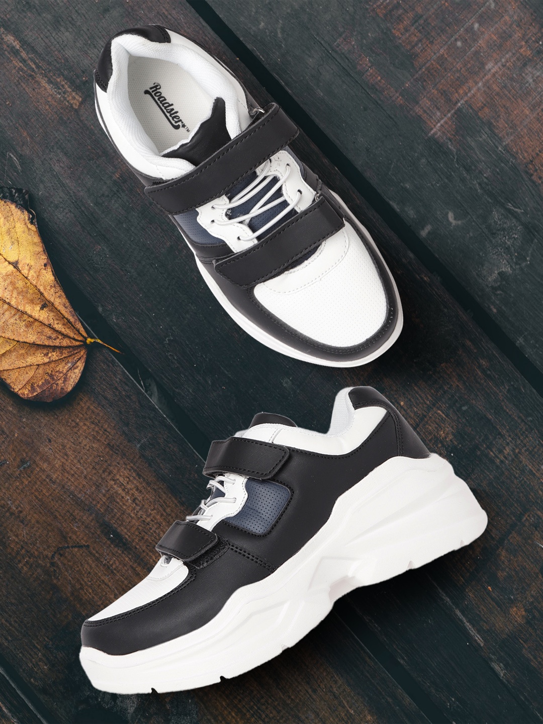 

Roadster Women White & Black Colourblocked Sneakers