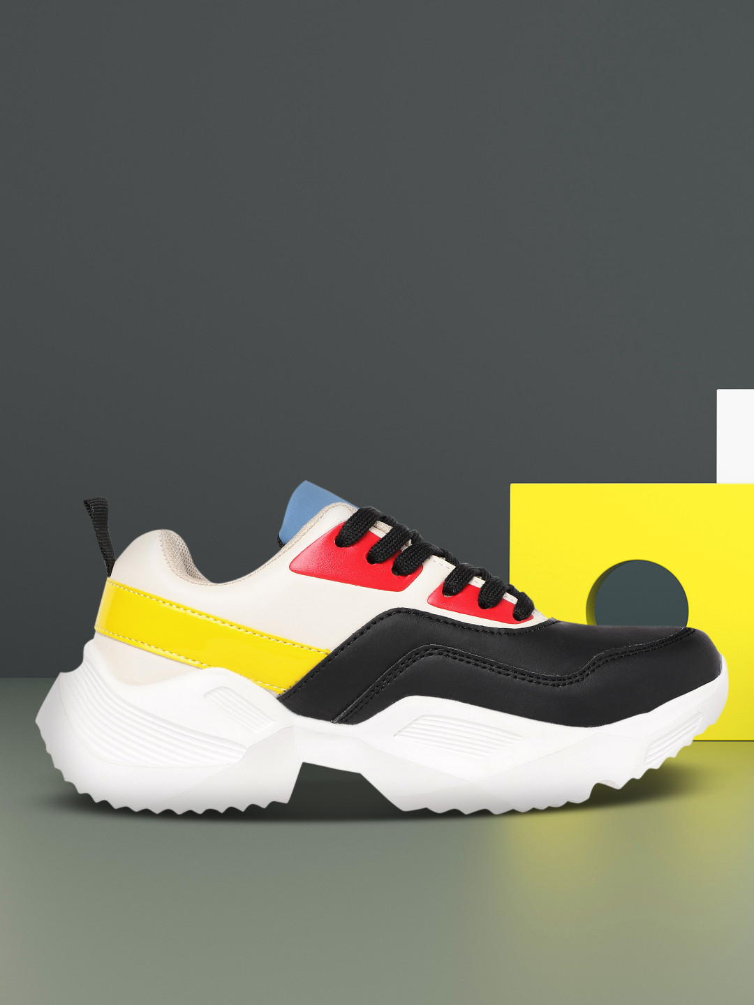 

Kook N Keech Women Black & Light Beige Colourblocked Chunky Sneakers