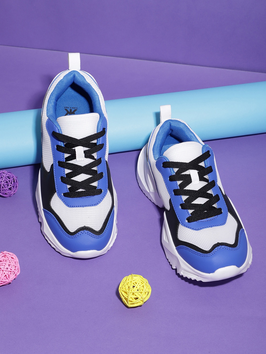 

Kook N Keech Women White & Blue Colourblocked Sneakers