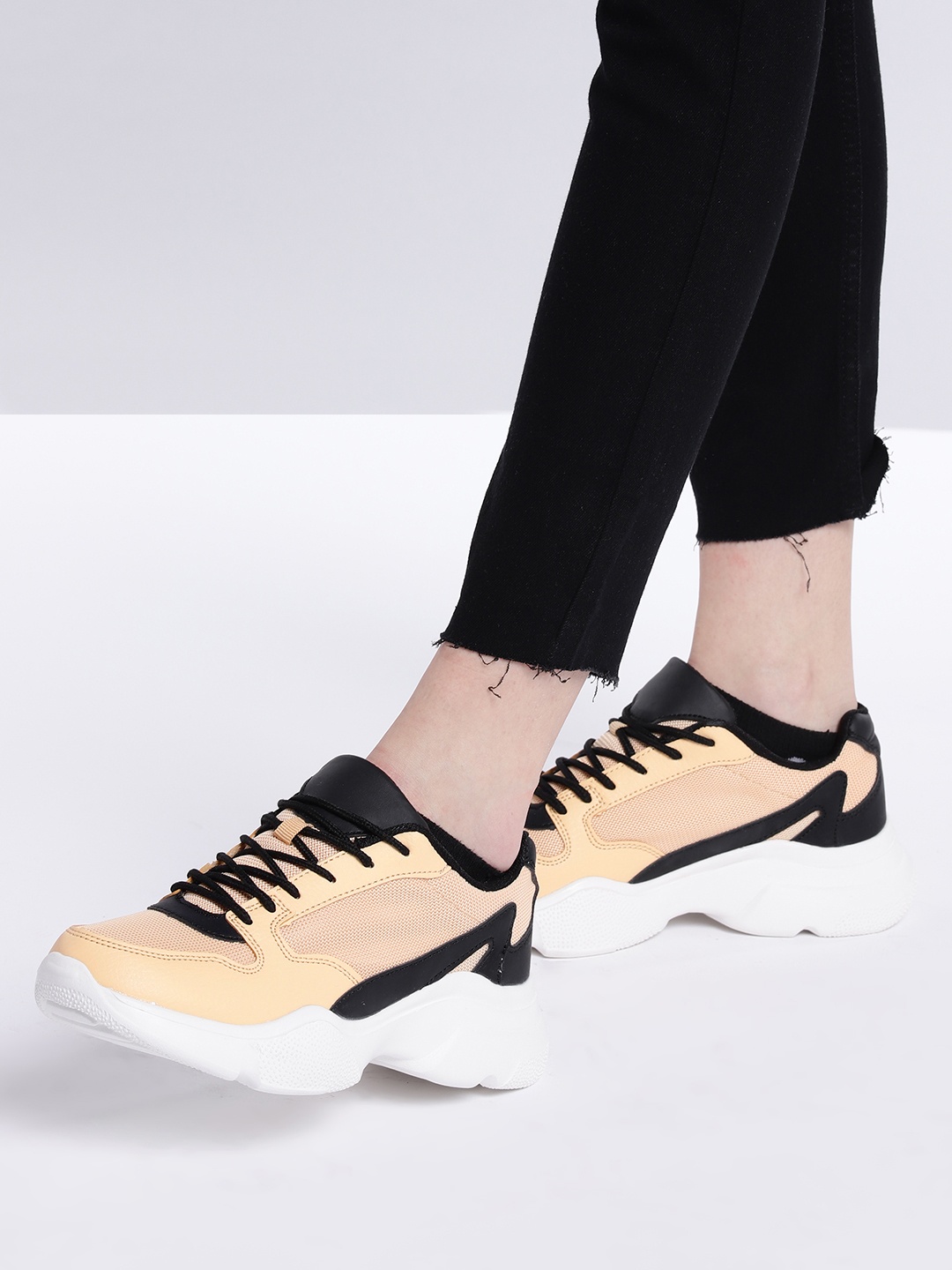 

Roadster Women Nude-Coloured & Black Woven Design Chunky Sneakers