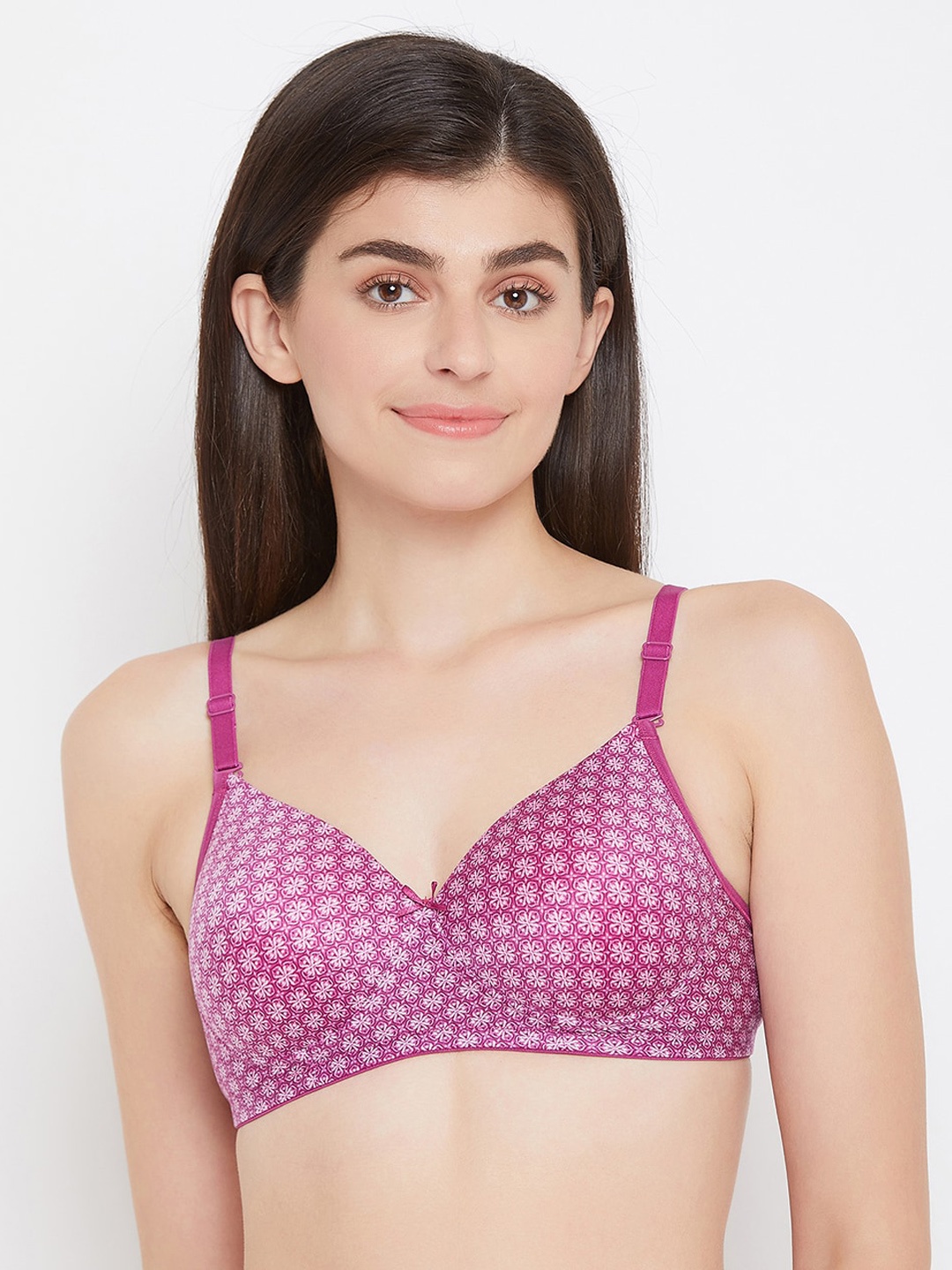 

Clovia Magenta Printed Non-Wired Lightly Padded T-shirt Bra BR0738O1236E