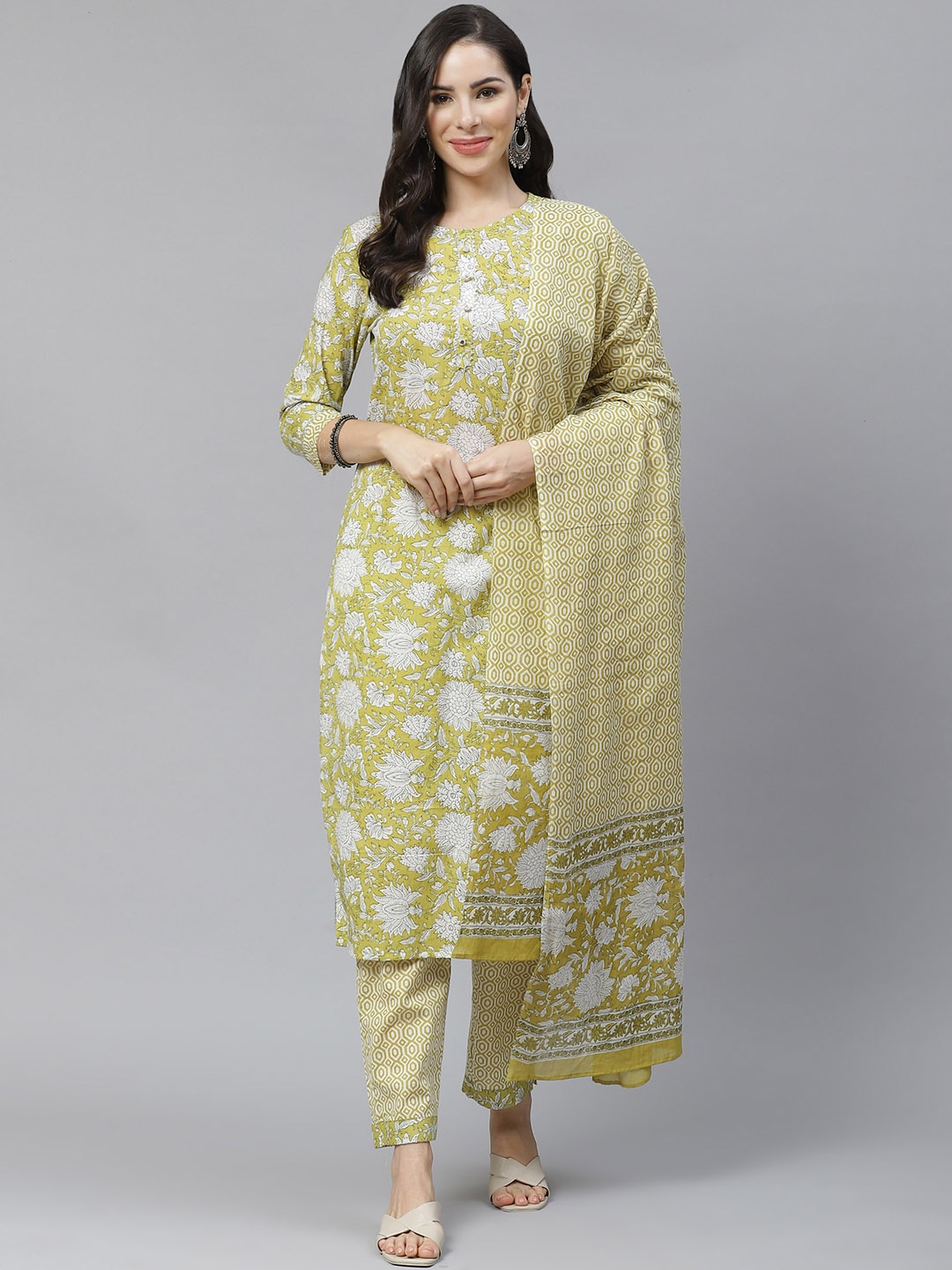 

Yuris Women Green & White Pure Cotton Printed Kurta with Trousers & Dupatta