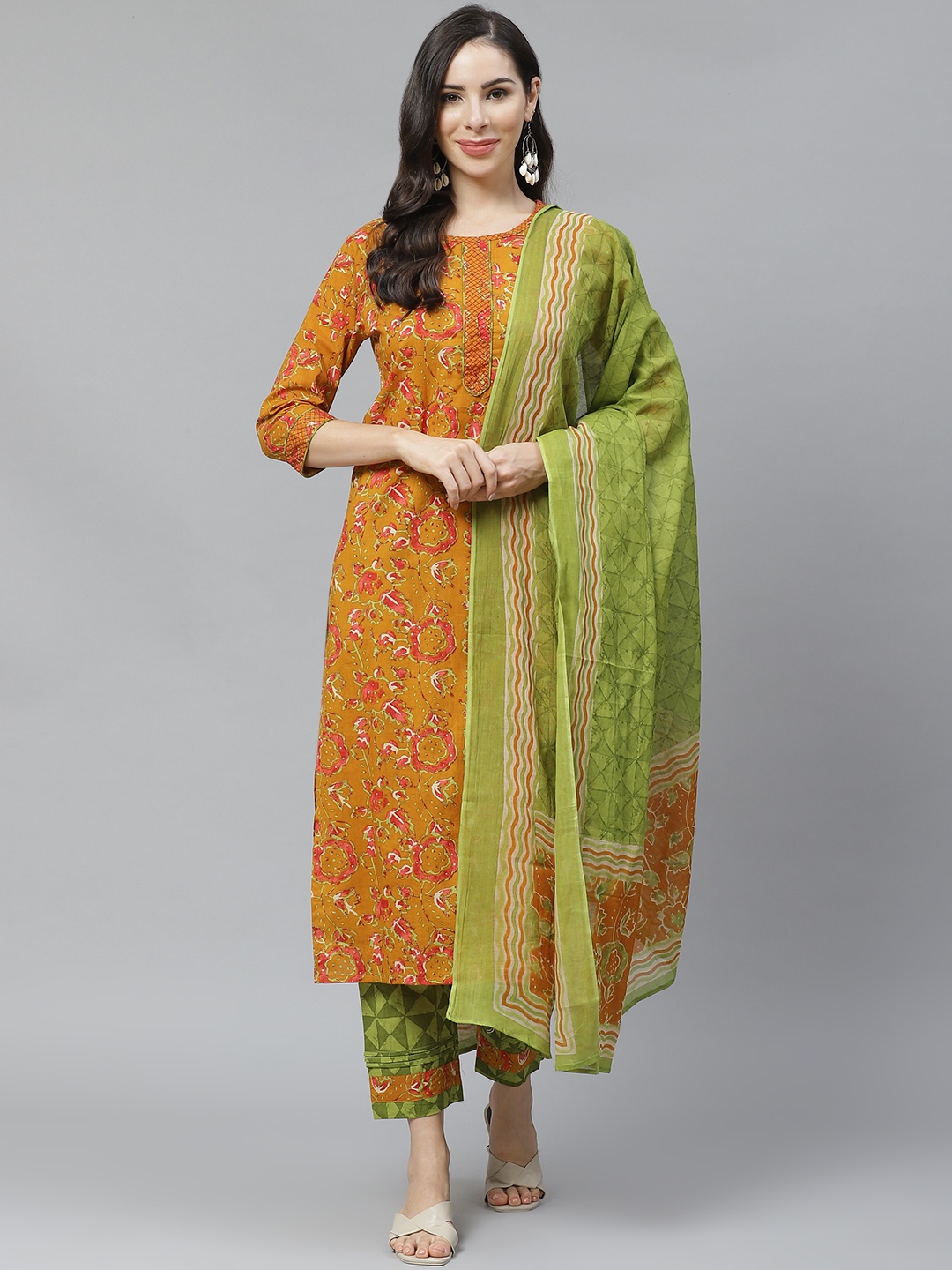 

Yuris Women Mustard & Green Pure Cotton Printed Kurta with Palazzos & Dupatta