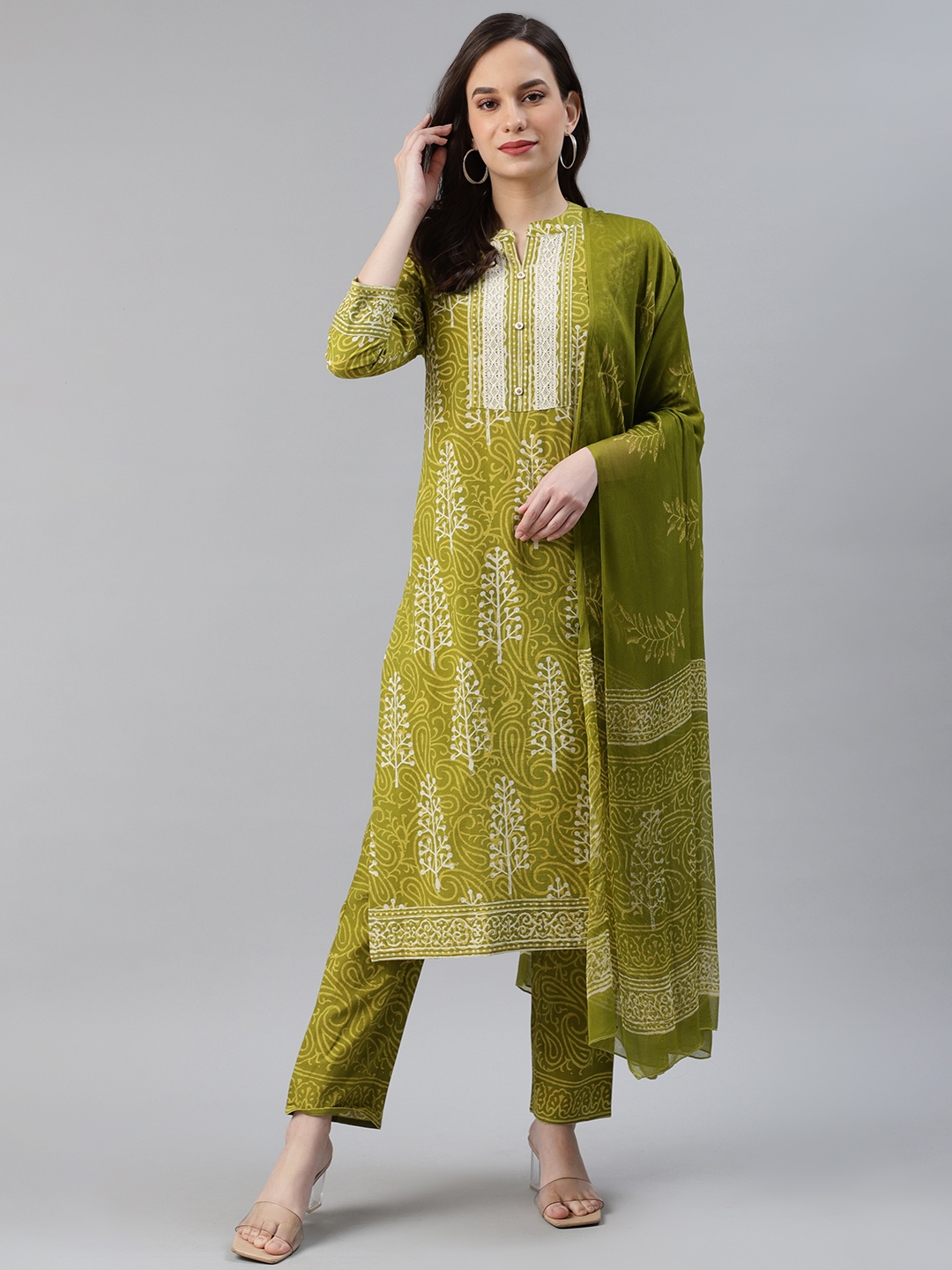 

AHIKA Women Green & White Printed Pure Cotton Kurta with Trousers & Dupatta
