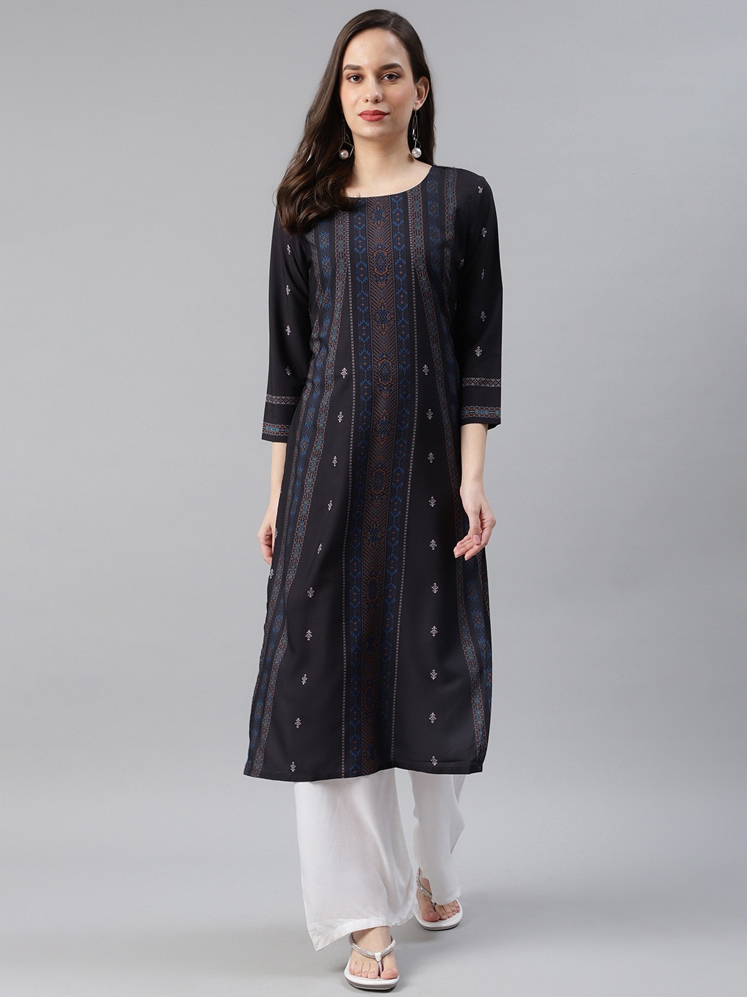 

AHIKA Women Black & Navy Blue Ethnic Motifs Printed Kurta