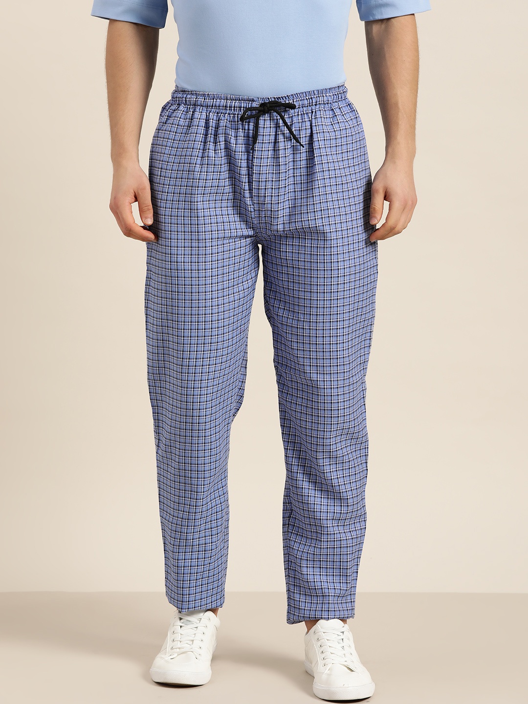

SOJANYA Men Blue & Black Pure Cotton Checked Track Pants