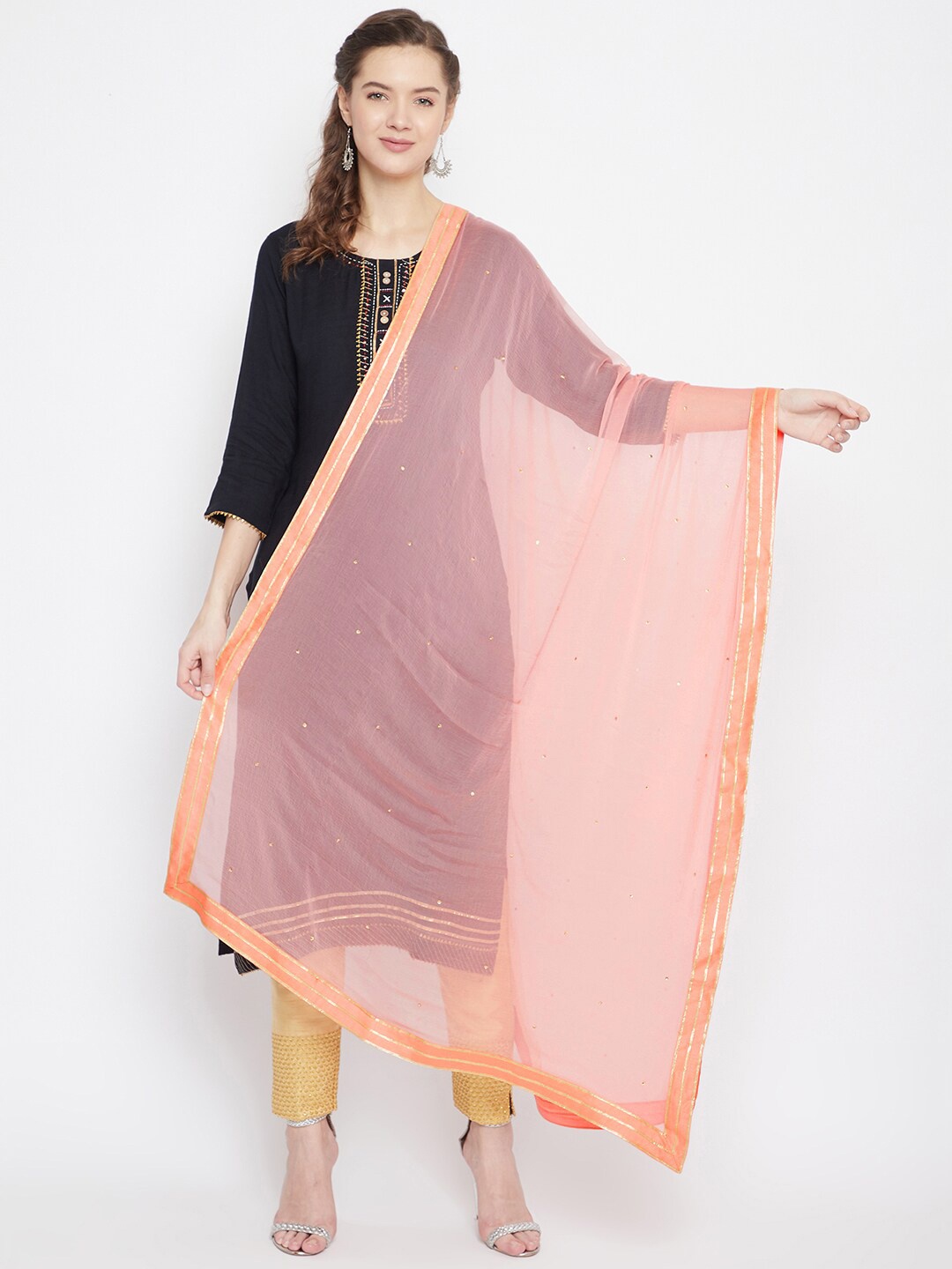 

Clora Creation Women Peach-Coloured & Gold-Toned Solid Dupatta