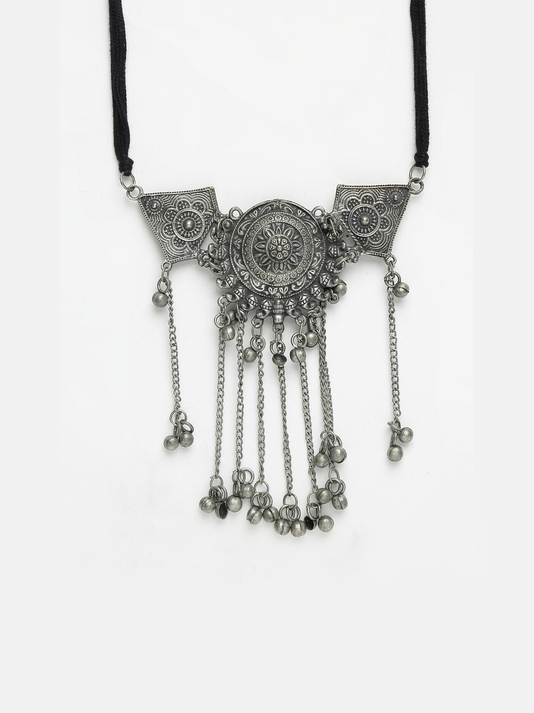 

Moedbuille Silver-Toned & Black Brass Silver-Plated Oxidised Necklace