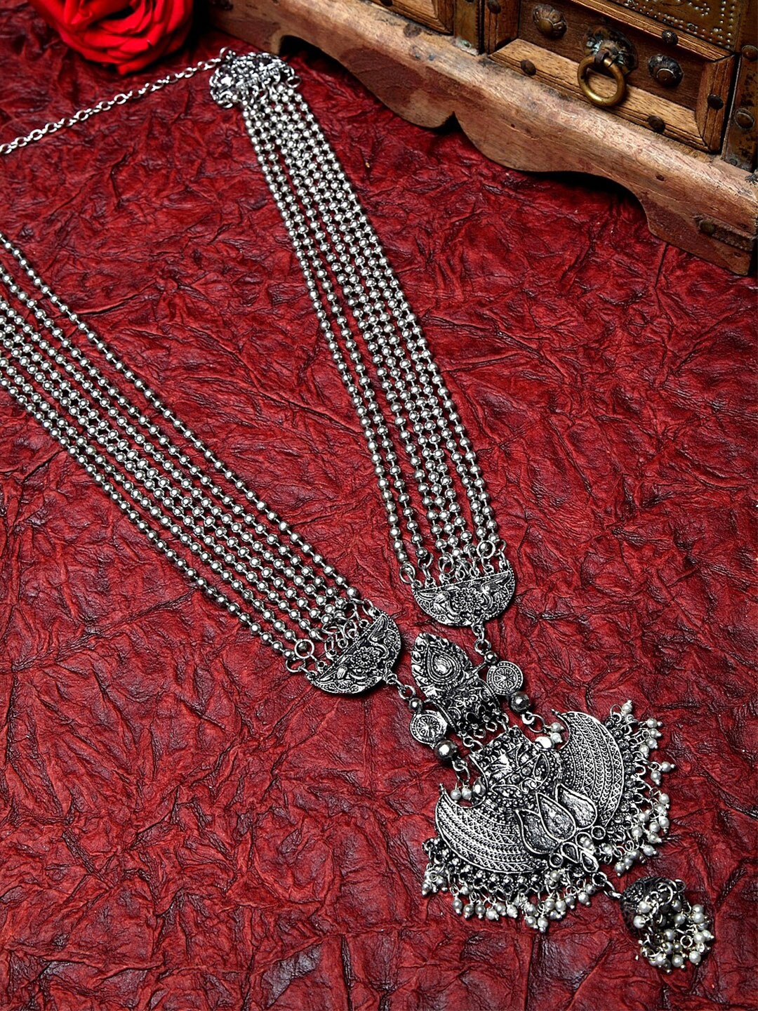 

Moedbuille Silver-Plated Brass Temple Layered Necklace