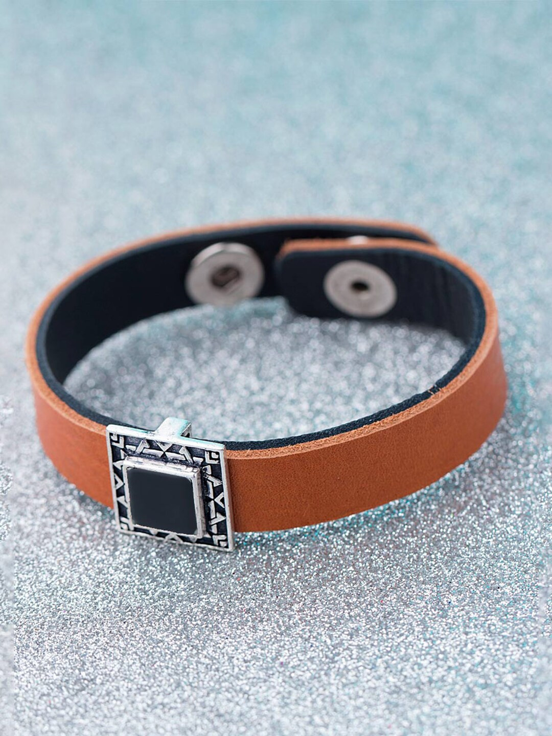 

Dare by Voylla Men Silver-Toned & Khaki Leather Silver-Plated Handcrafted Wraparound Bracelet