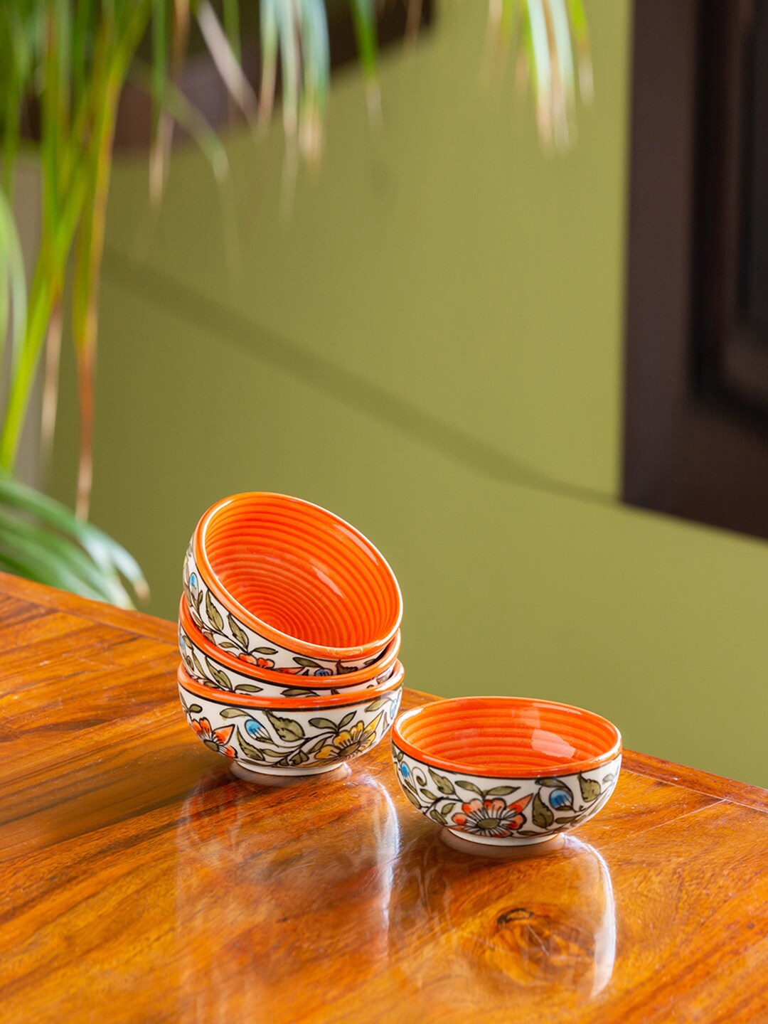 

ExclusiveLane Set of 4 White & Orange Hand Painted Ceramic Dinner Bowls