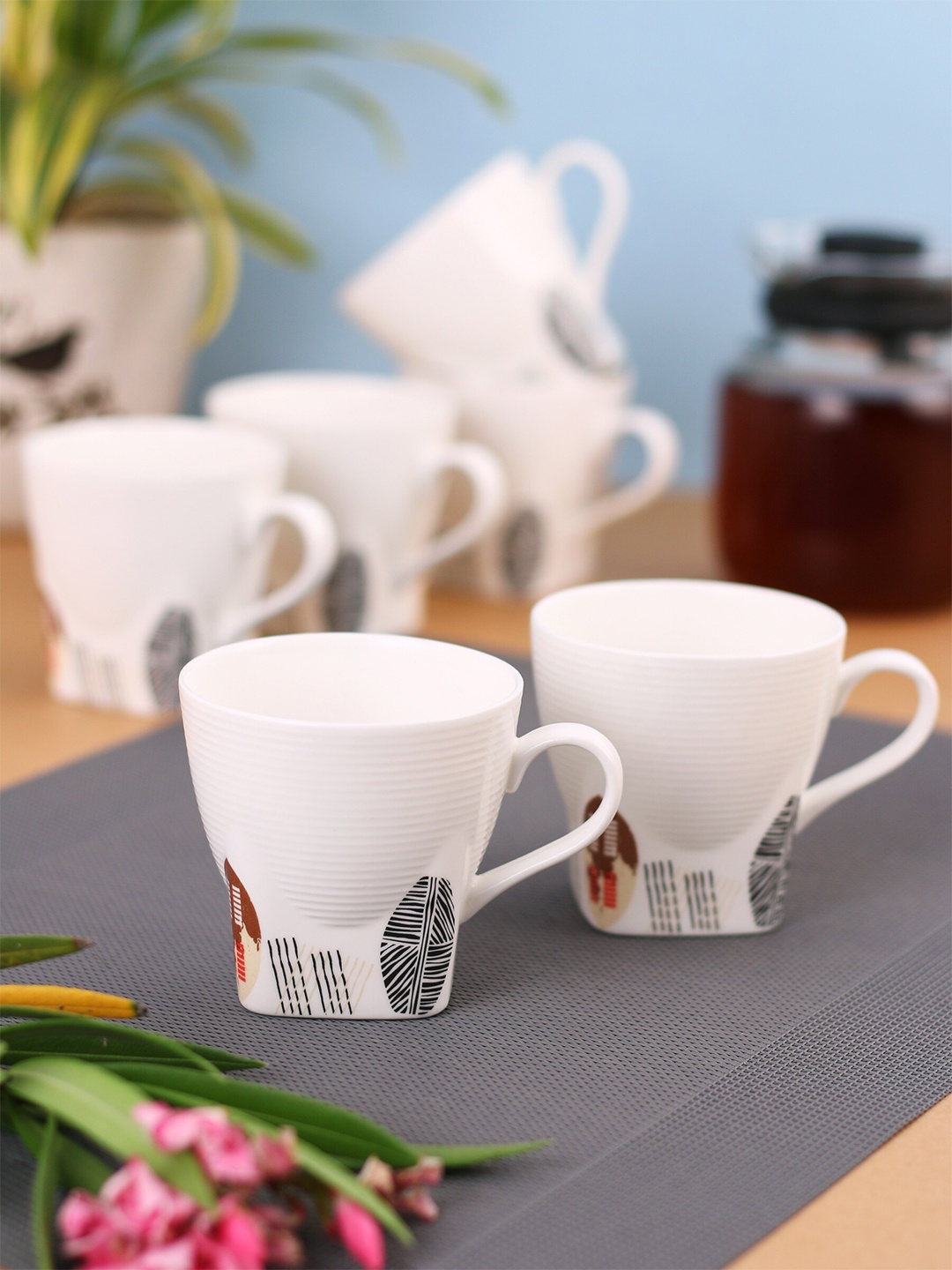 

CLAY CRAFT Set of 6 White & Black Printed Ceramic Cups Set