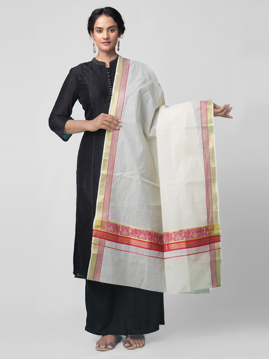 

Unnati Silks Off-White & Gold-Toned Solid Sustainable Dupatta