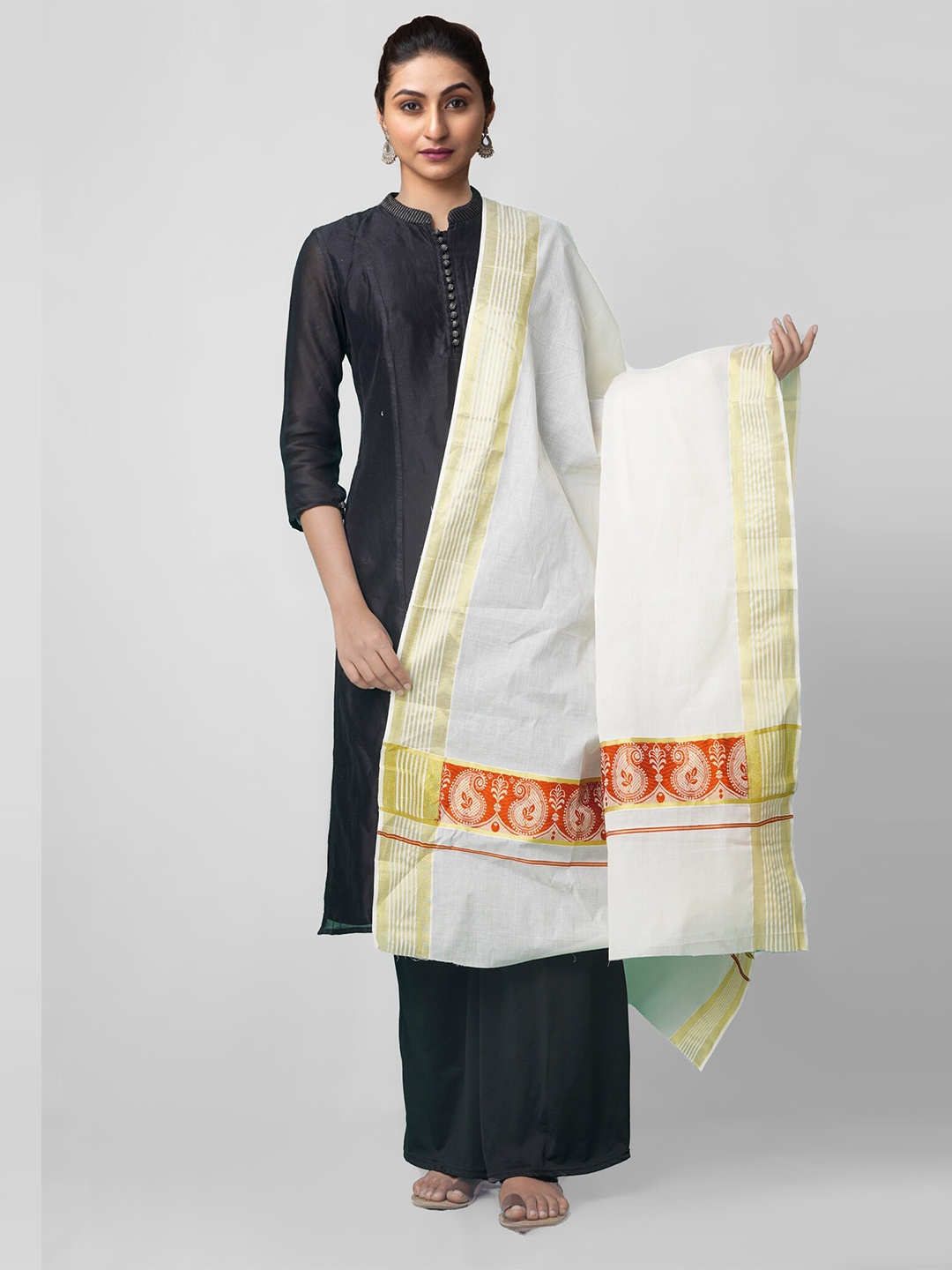 

Unnati Silks Off-White & Gold-Toned Solid Dupatta