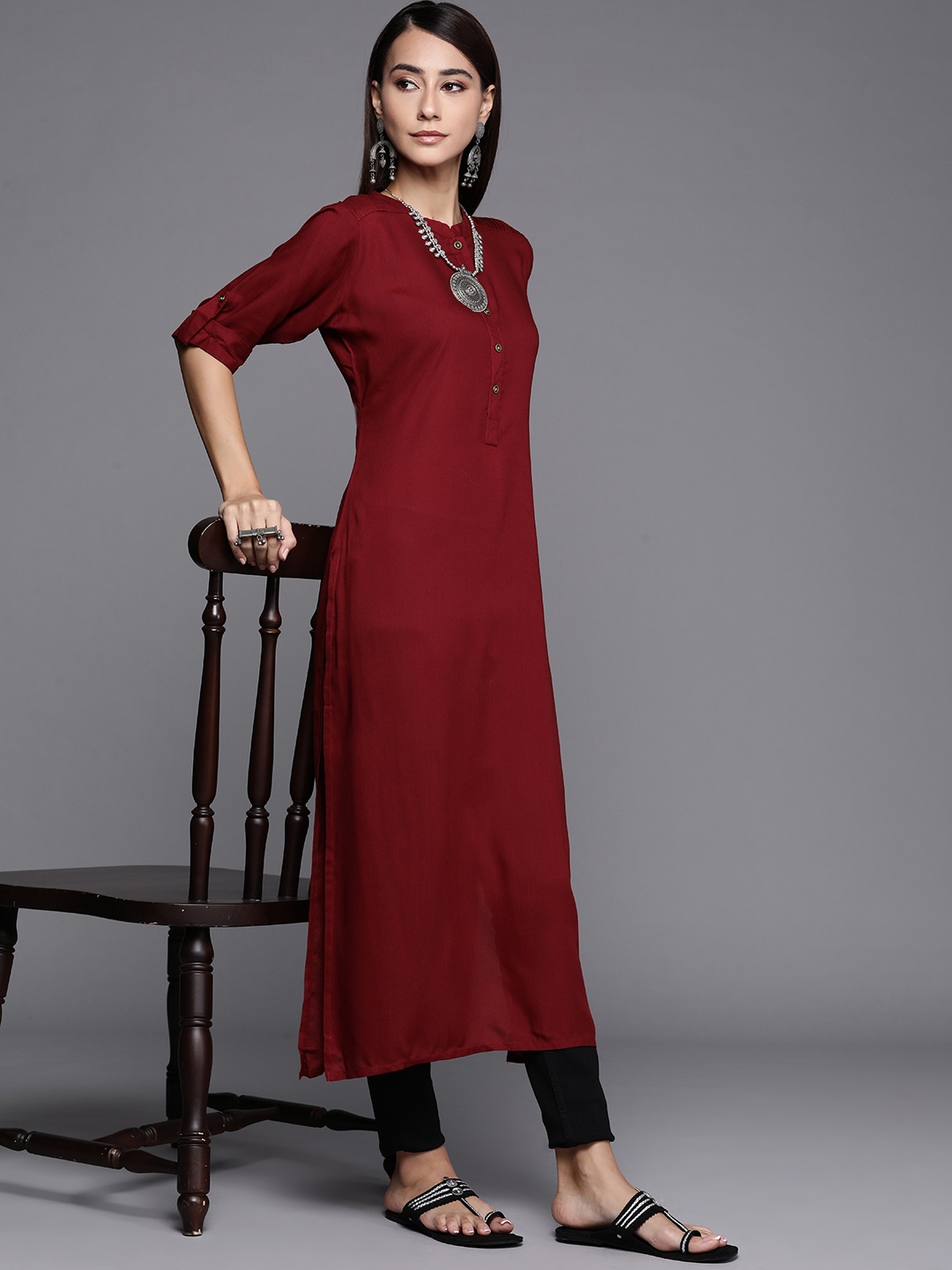 

Libas Women Maroon Kurta