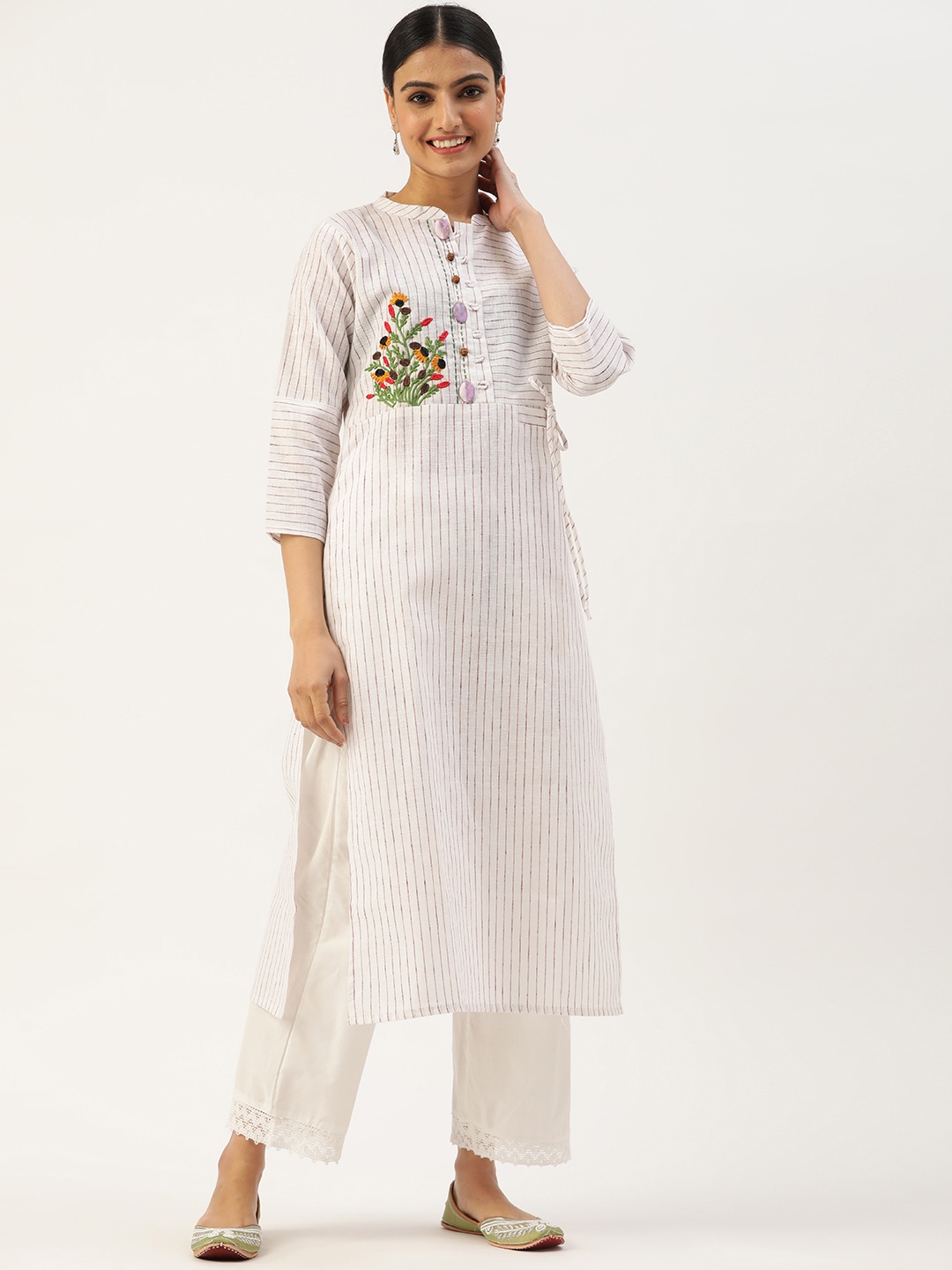 

VAABA Women White Striped Thread Work Kurta