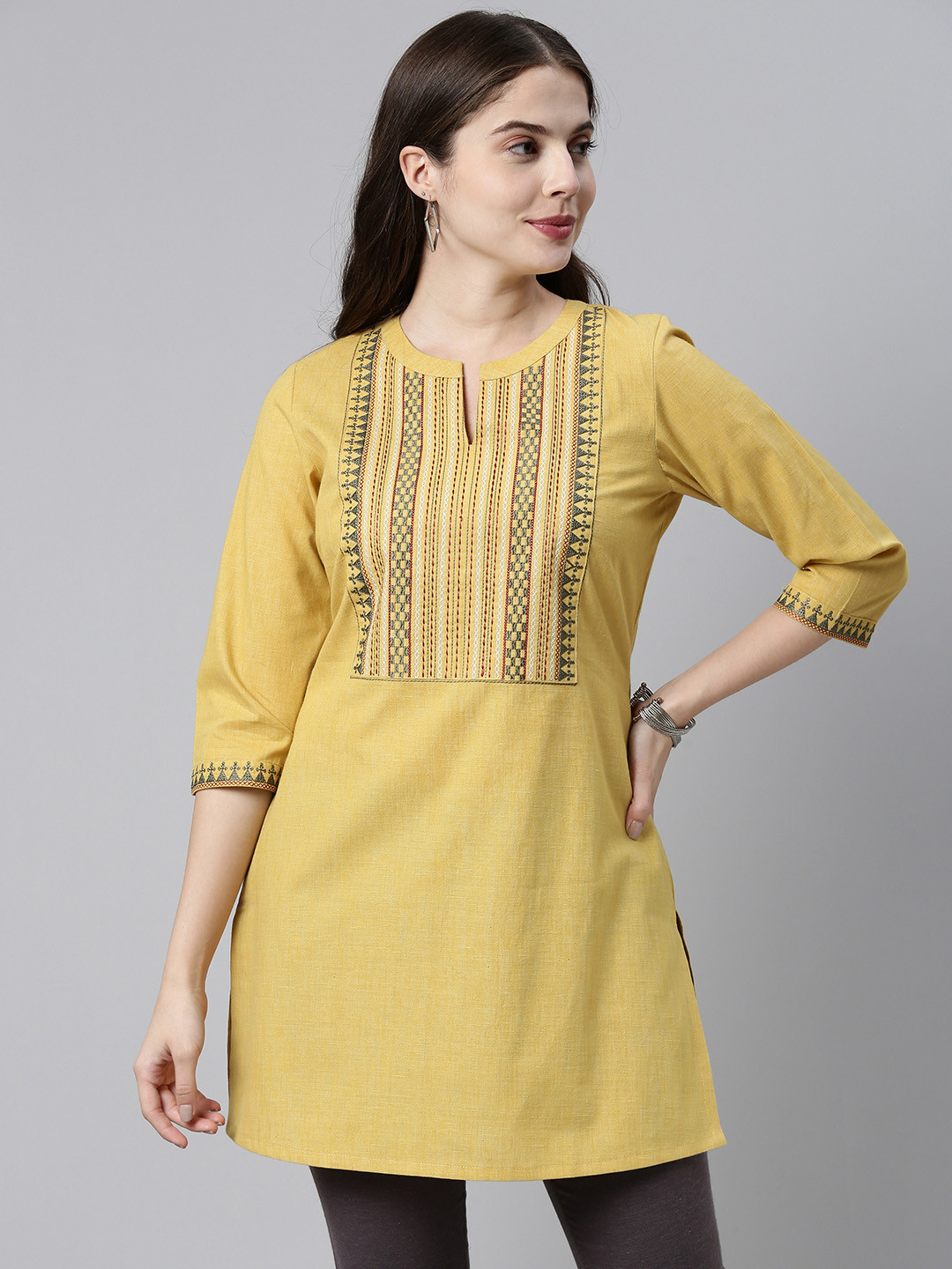 

ETIQUETTE Women Yellow Embroidered Thread Work Kurta